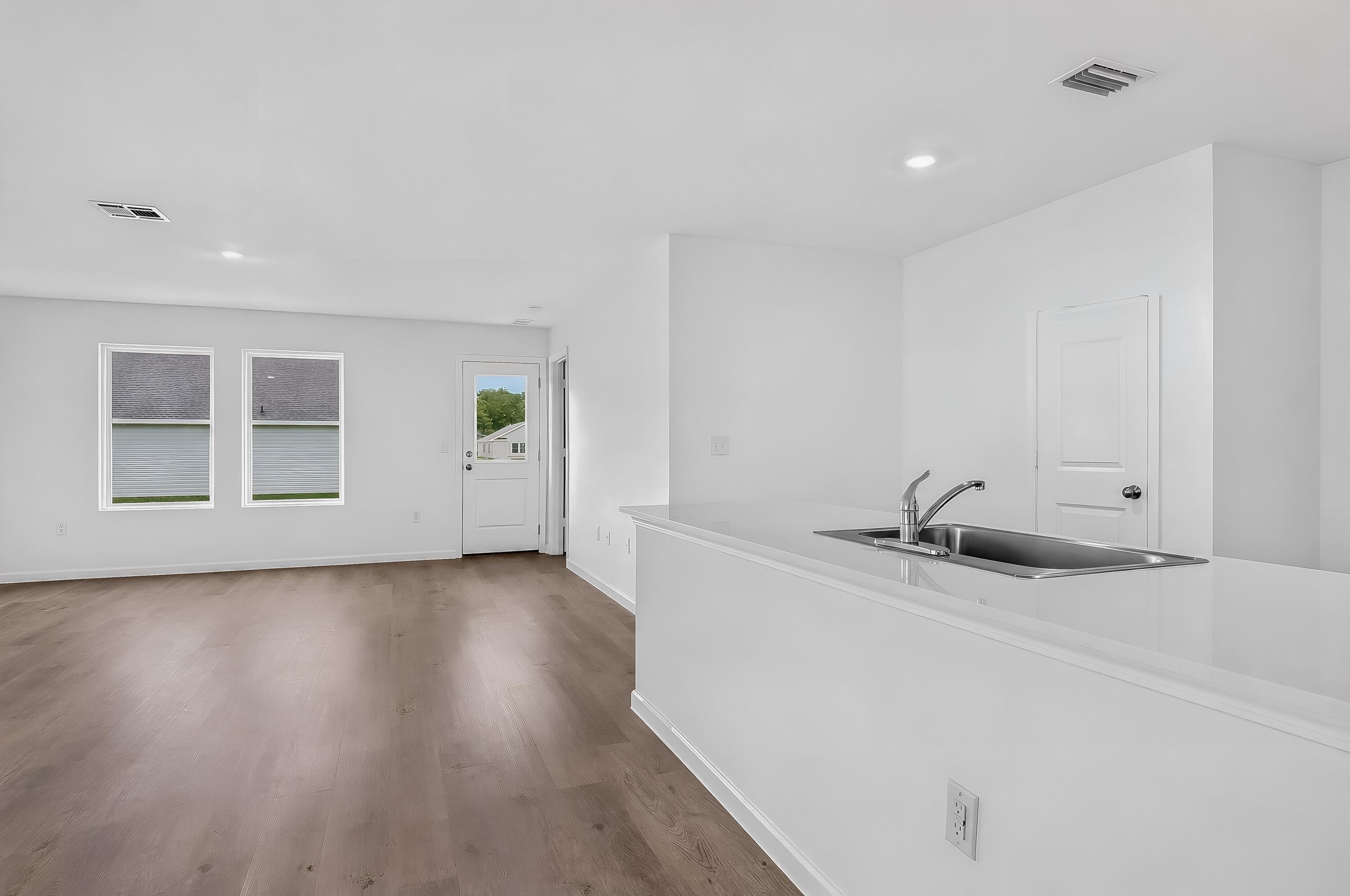 5007 Myrtle Loop HS 16