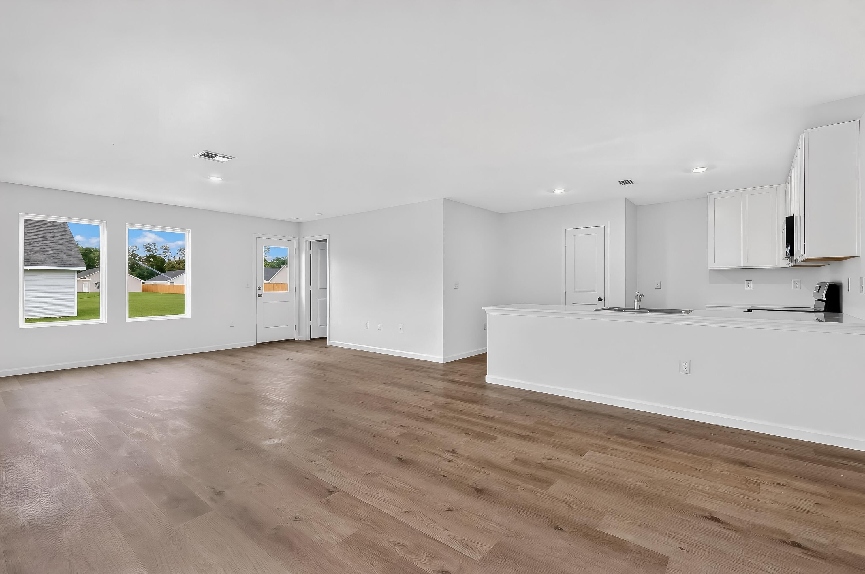 5007 Myrtle Loop HS 16
