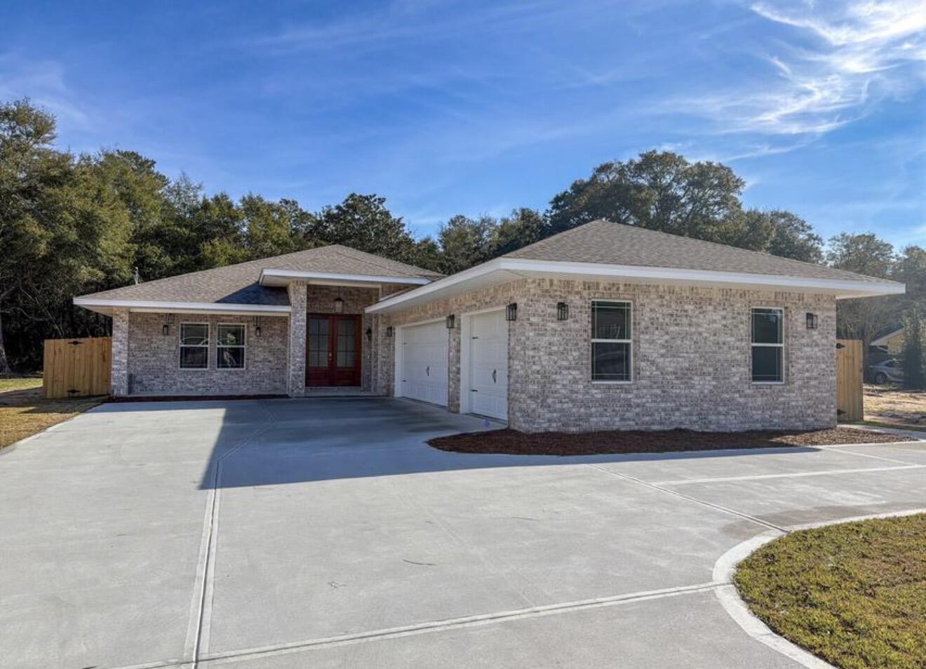 ALEXANDER HTS COM NW COR LOT 5 N 36.76FT TO POB E 172.66FT - Residential