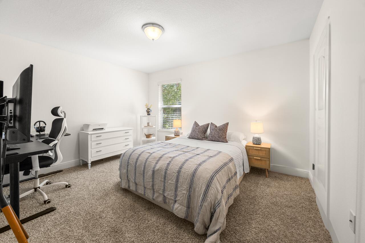 Mosaic Oaks - Residential