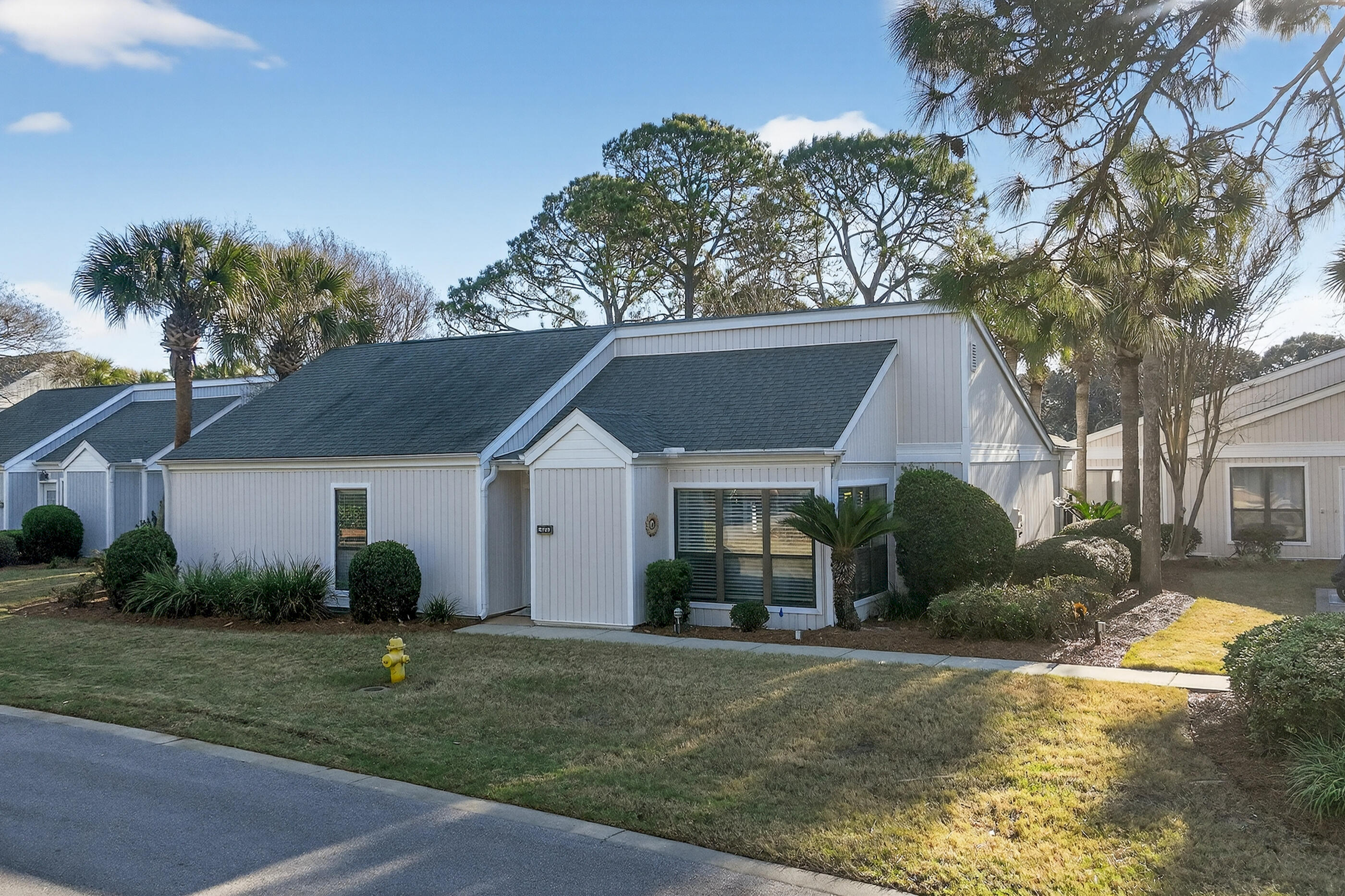 SANDPIPER VILLAGE - Residential