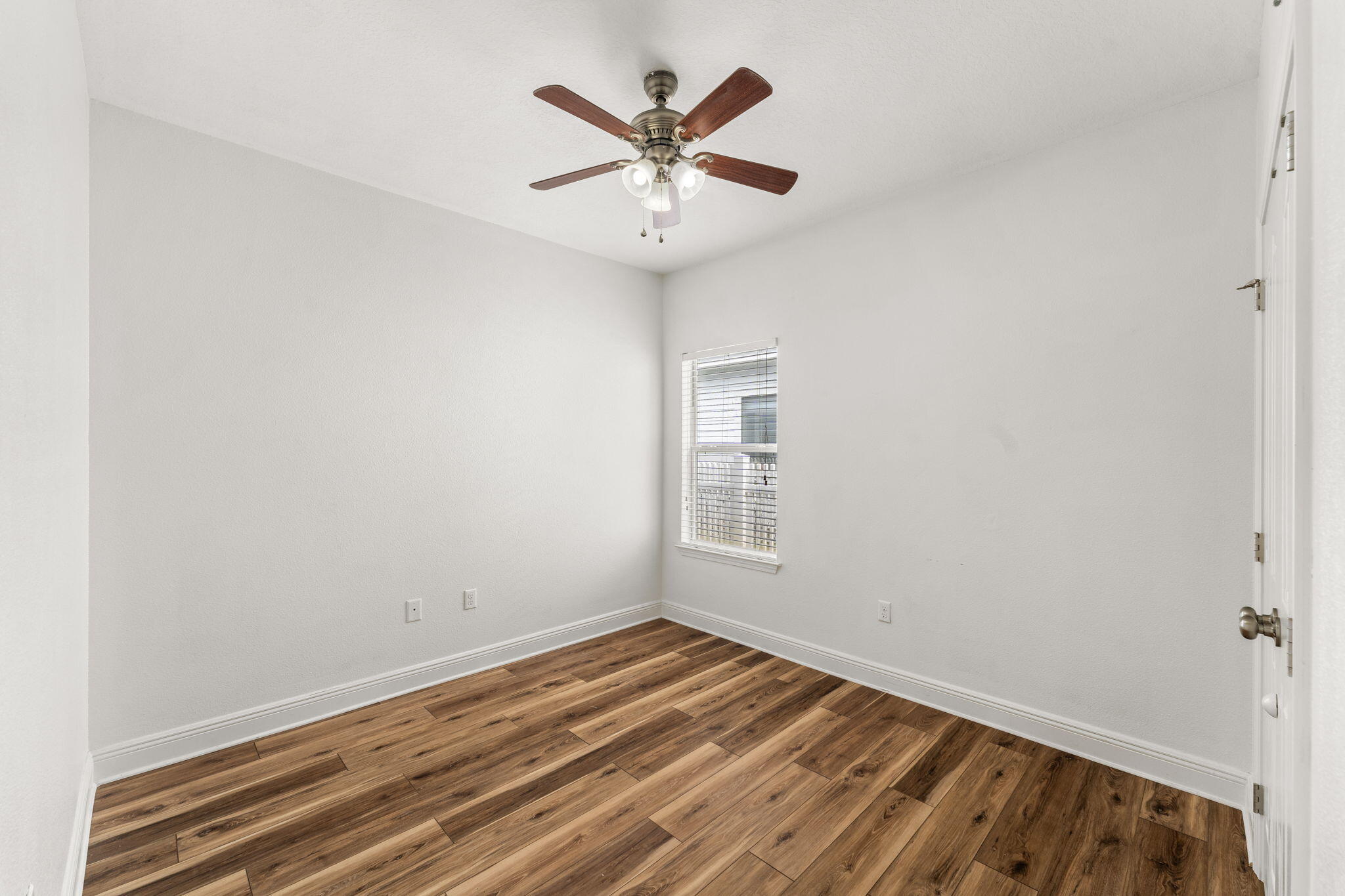 HAMMOCK BAY - Residential Lease