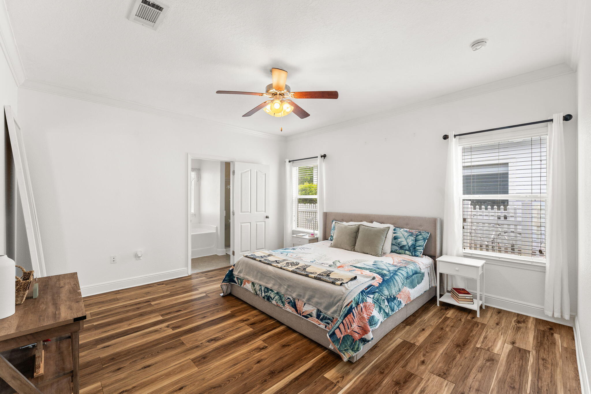 HAMMOCK BAY - Residential Lease