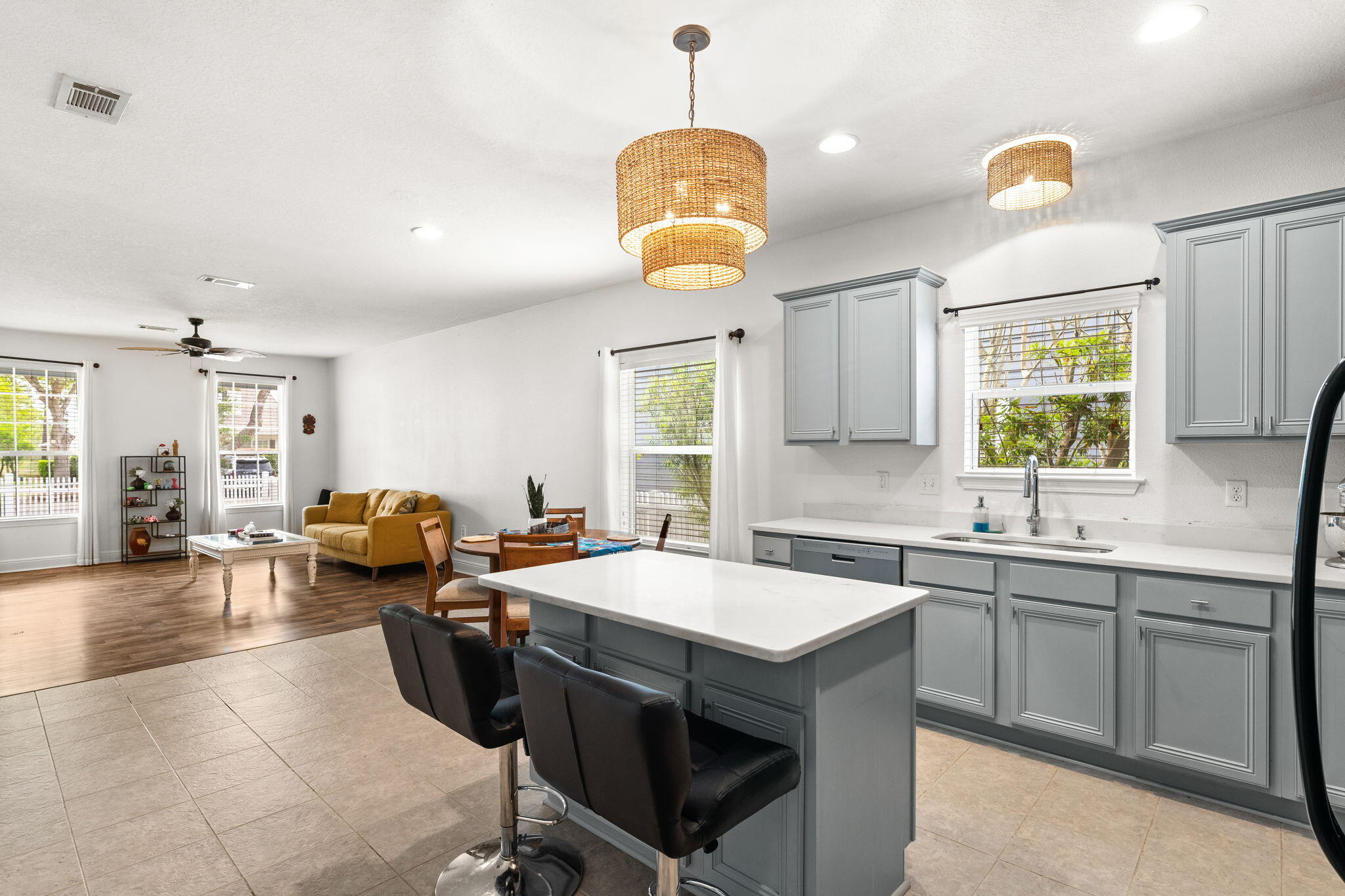 HAMMOCK BAY - Residential Lease