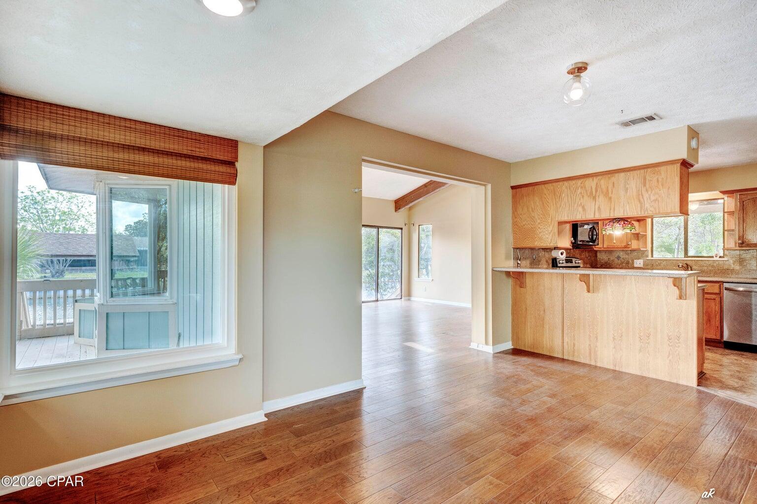 VENETIAN VILLA - Residential