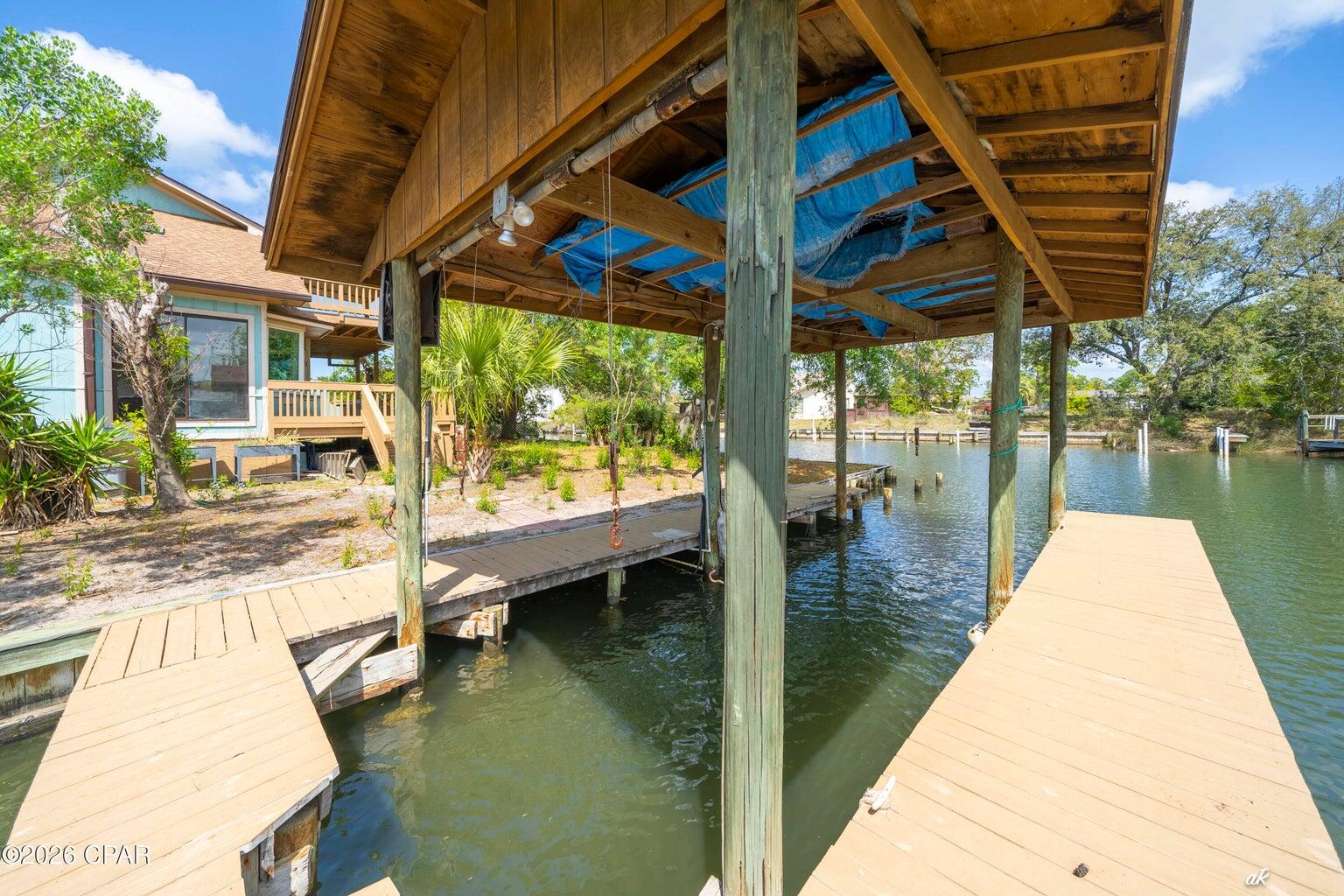 VENETIAN VILLA - Residential