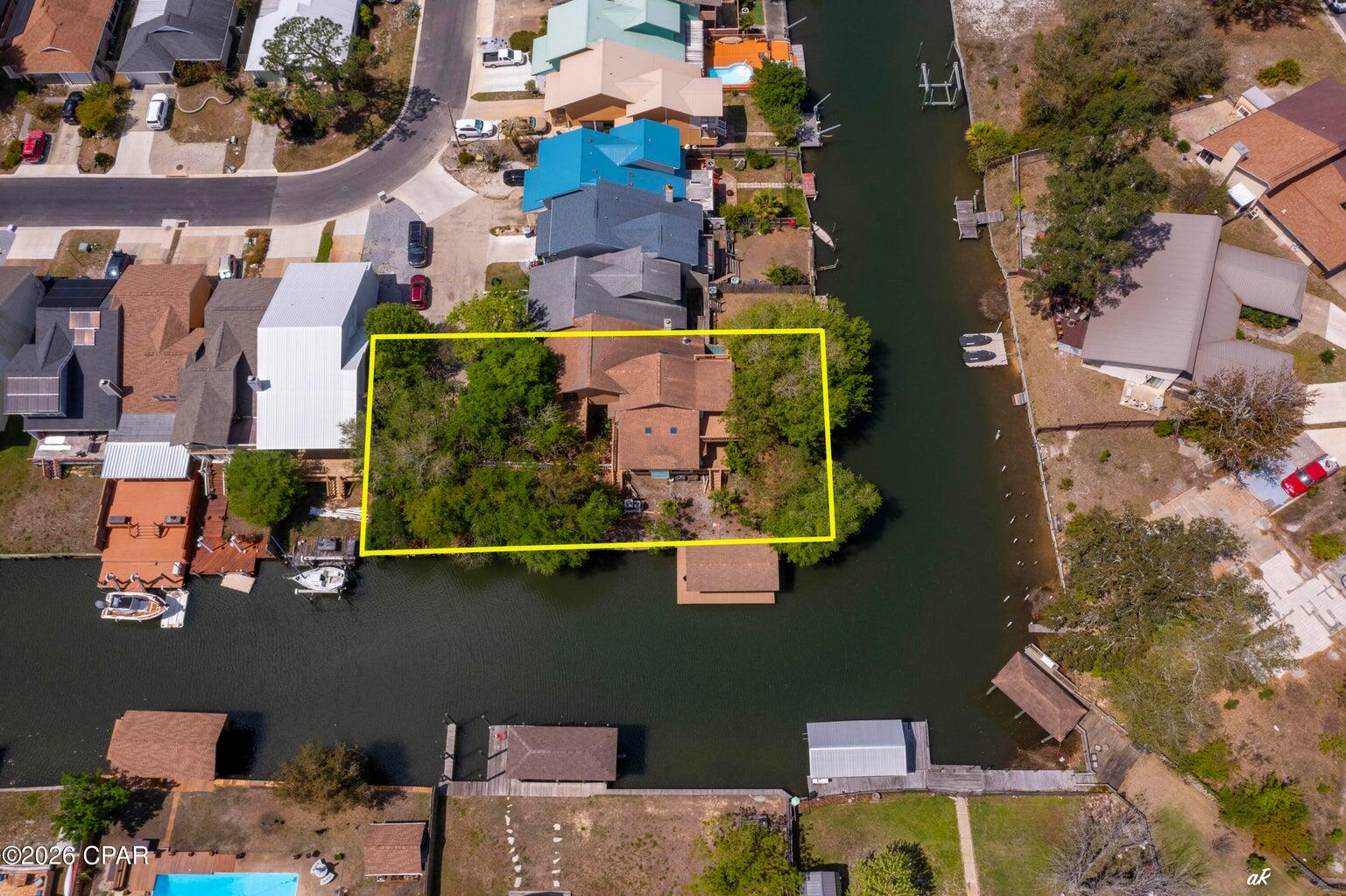 VENETIAN VILLA - Residential