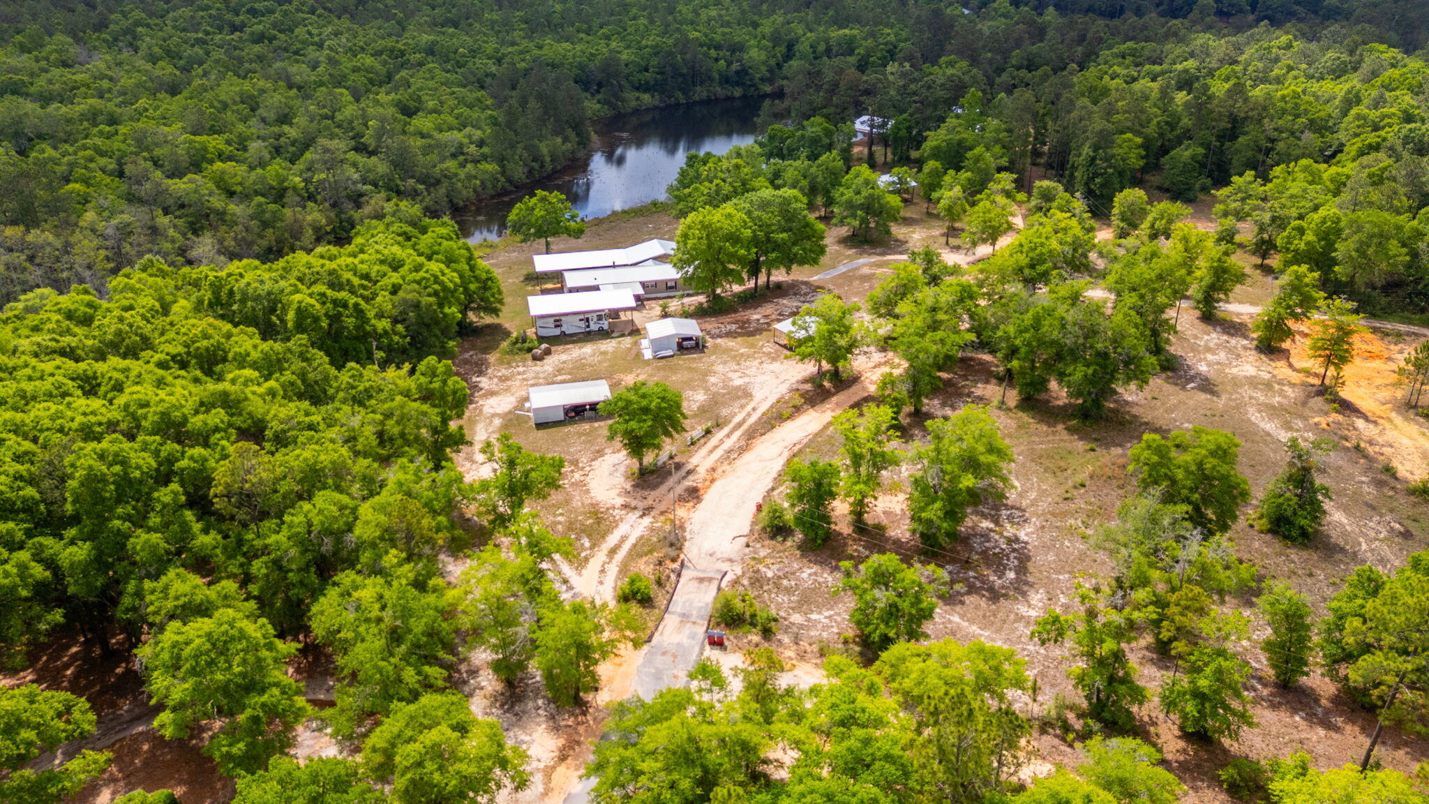 METES & BOUNDS - Land