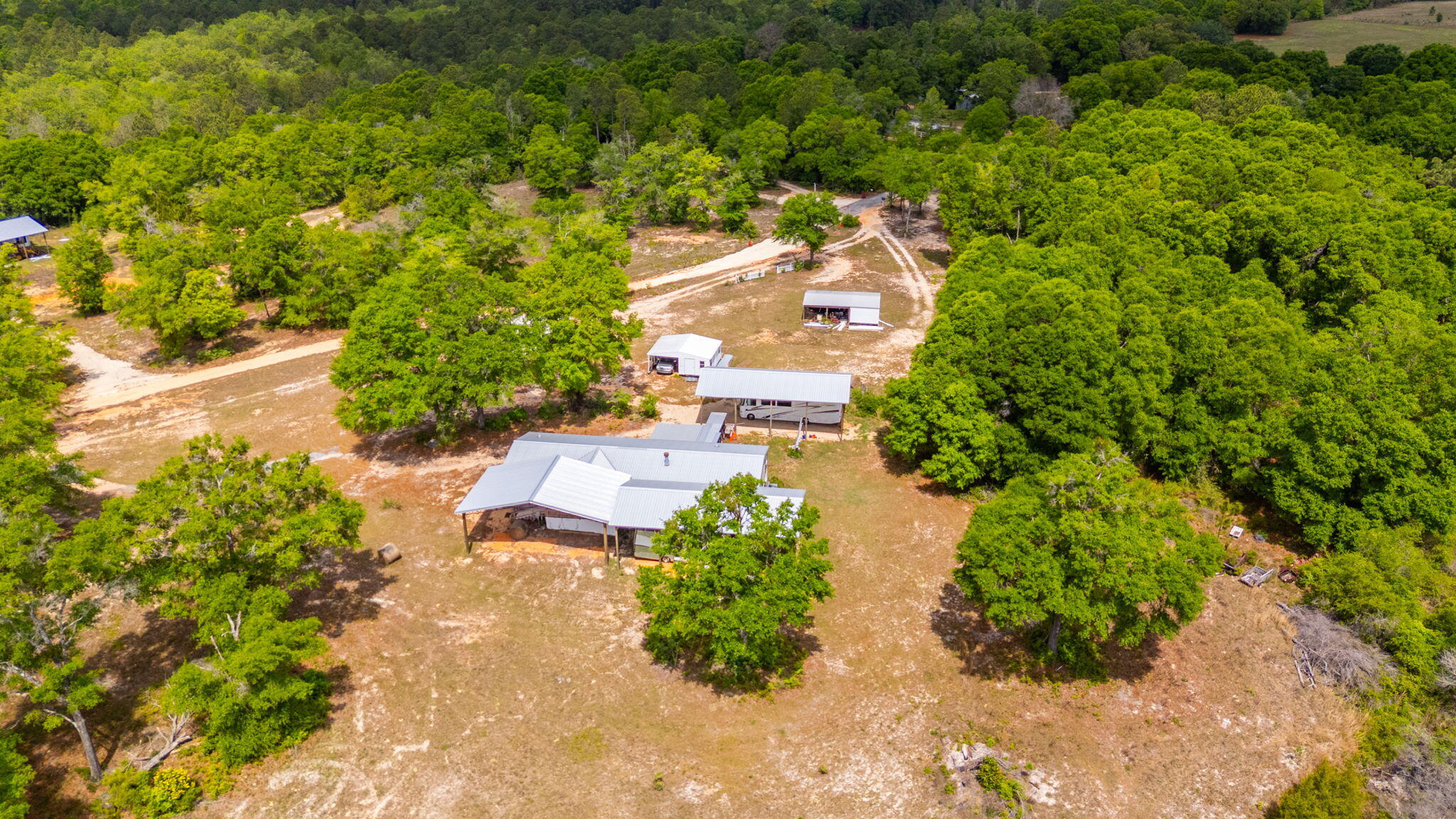 METES & BOUNDS - Land