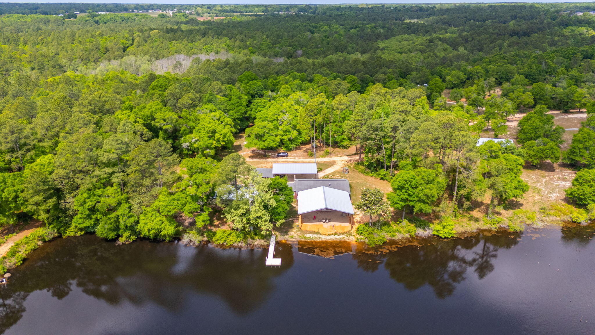 METES & BOUNDS - Land