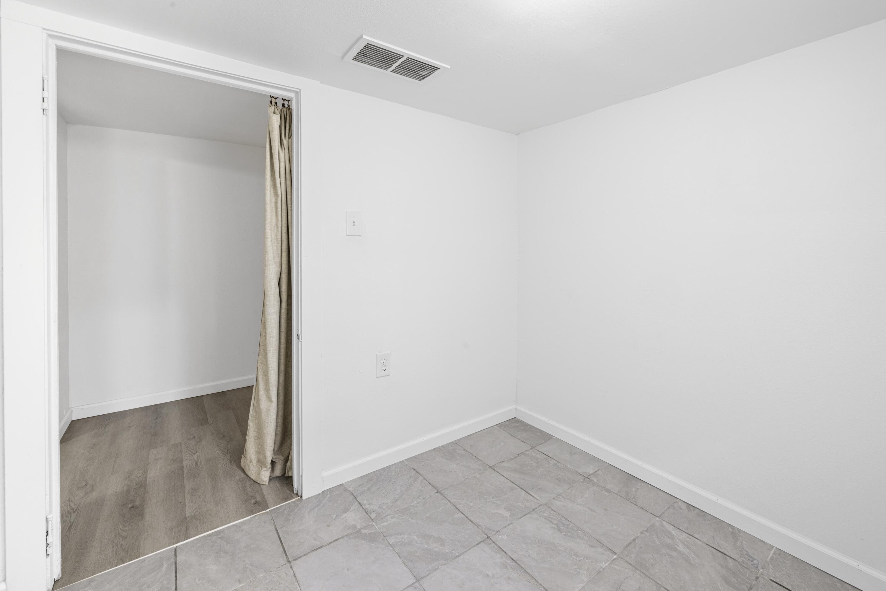 NORTHWOOD ADDN - Residential Lease