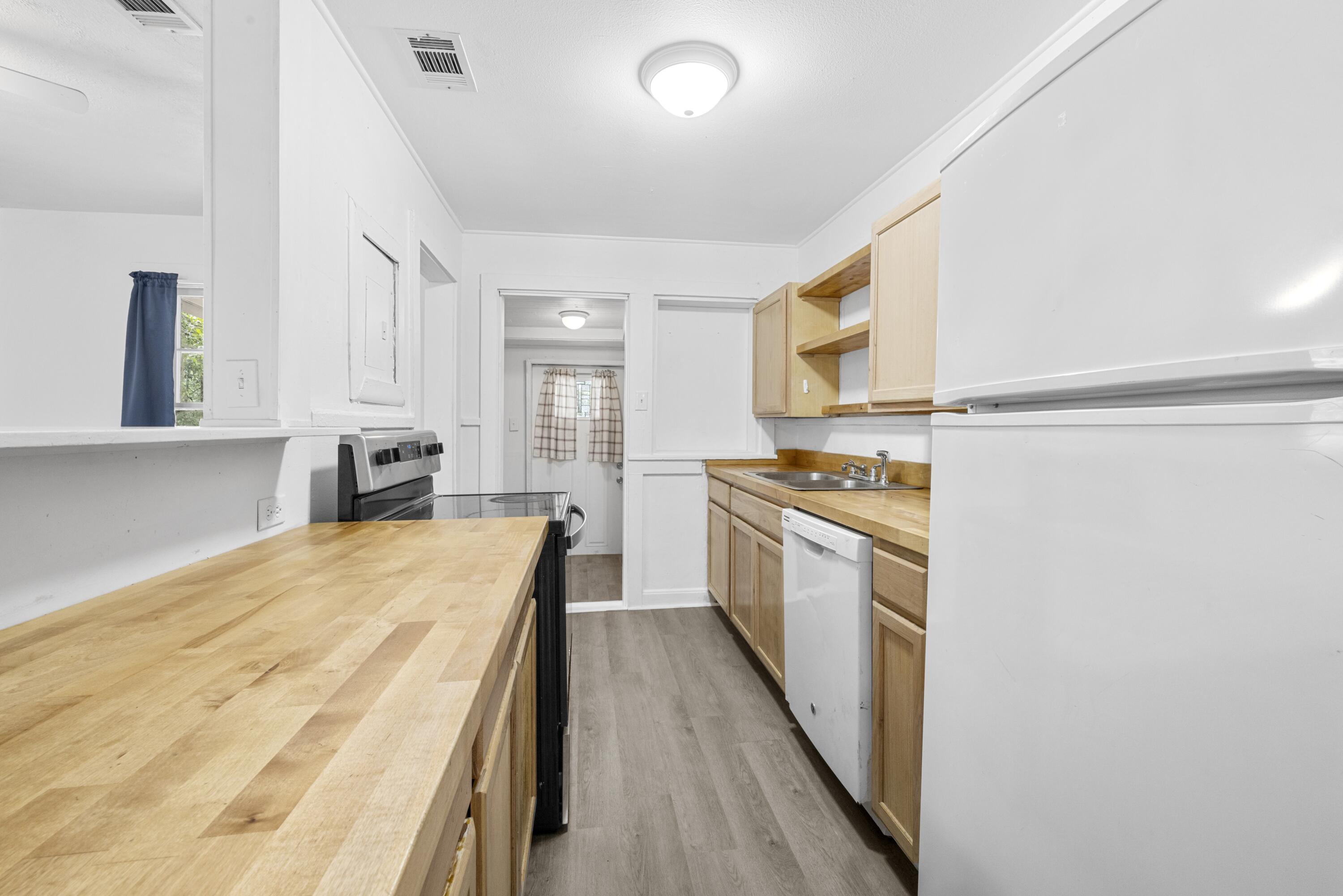 NORTHWOOD ADDN - Residential Lease