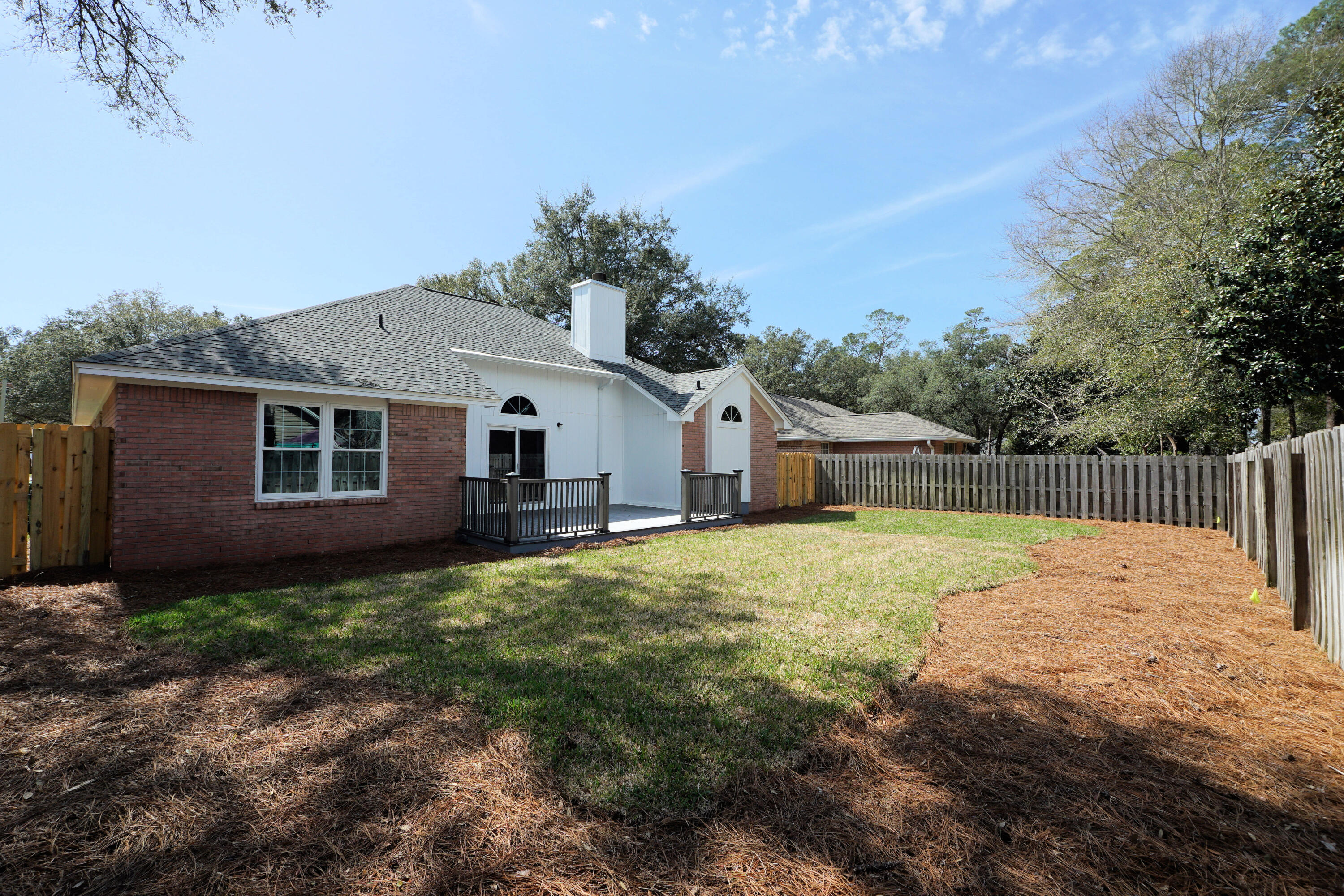 PARKWOOD PLACE AT BLUEWATER BAY - Residential