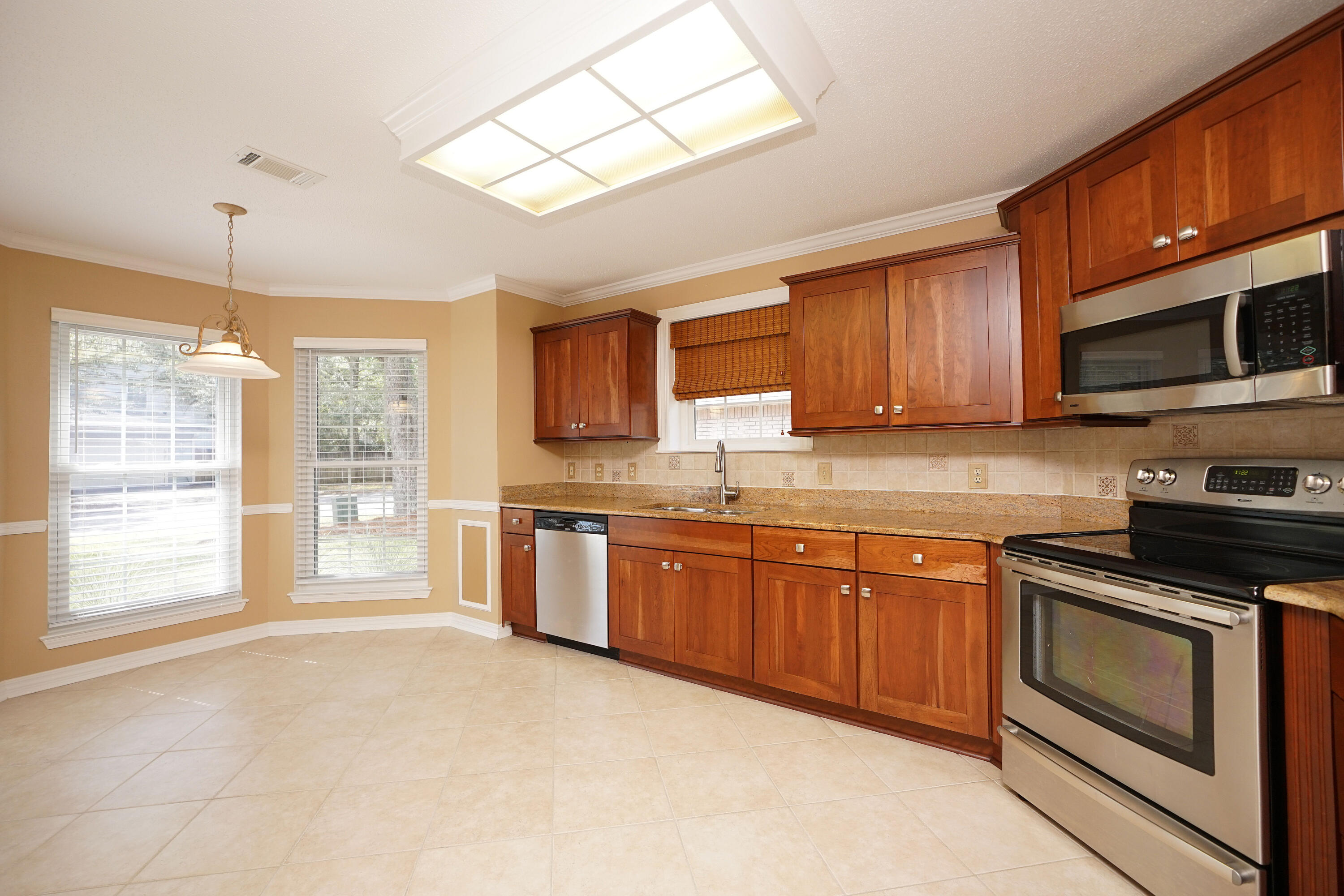 PARKWOOD PLACE AT BLUEWATER BAY - Residential