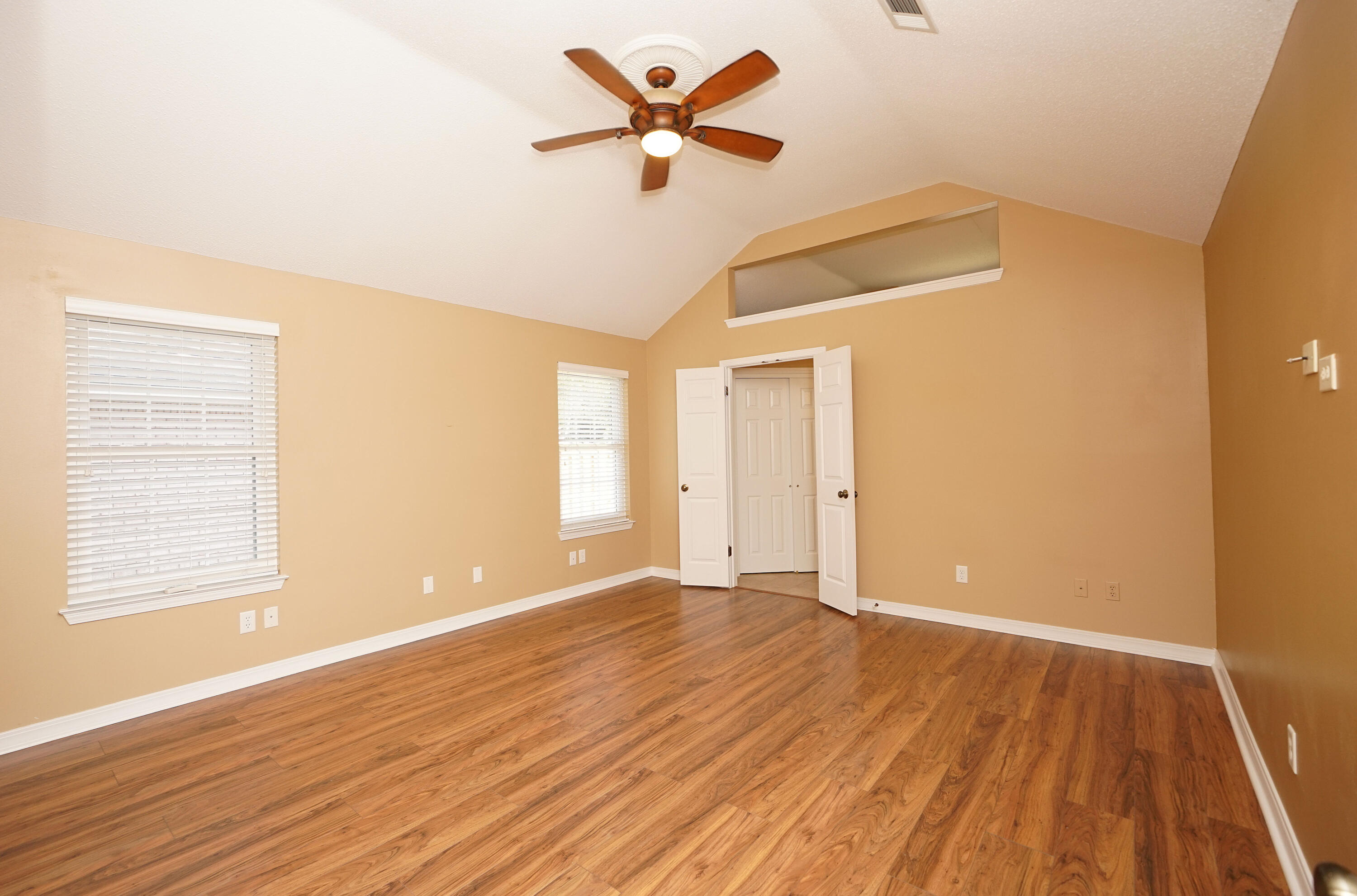 PARKWOOD PLACE AT BLUEWATER BAY - Residential