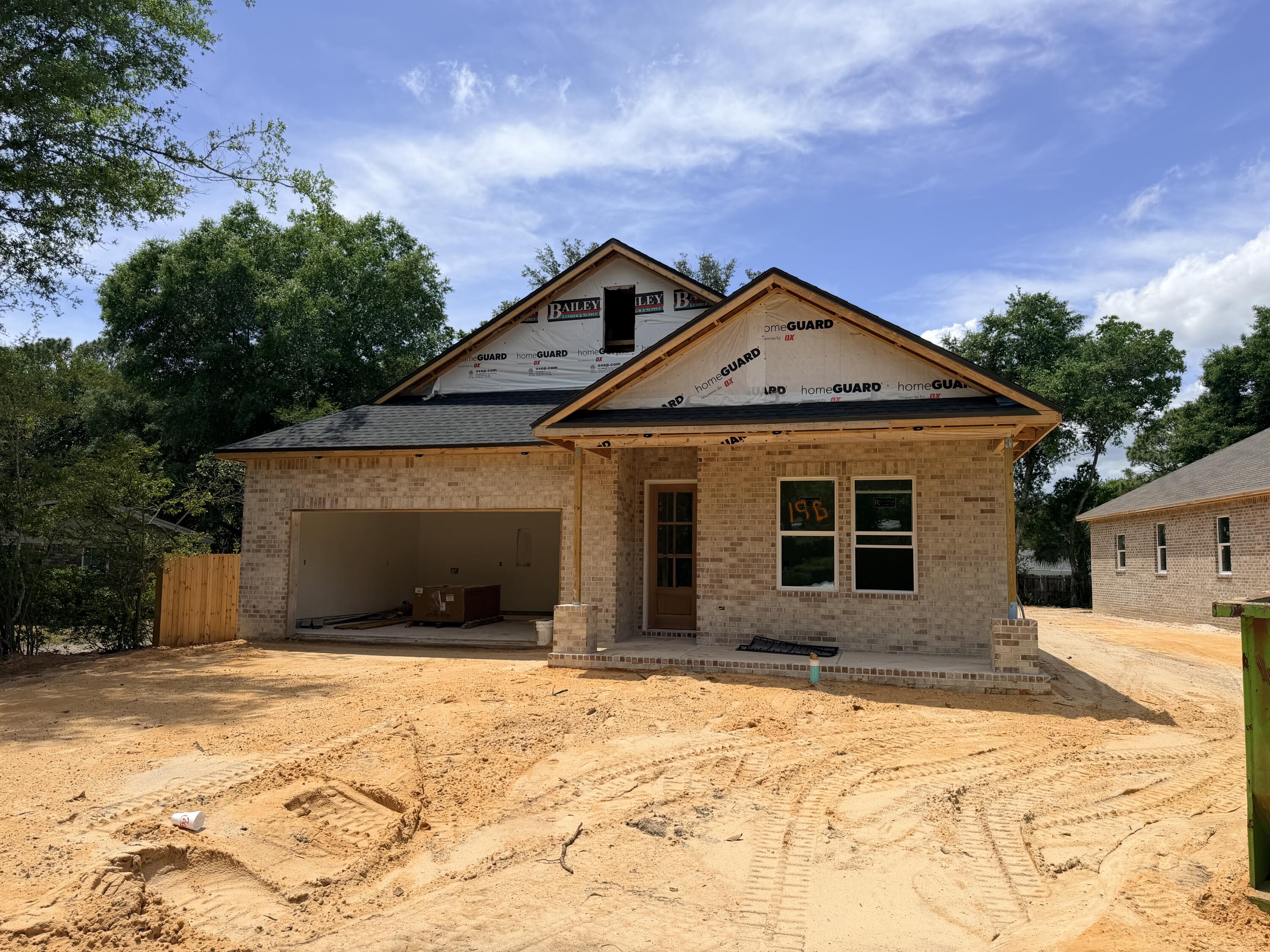 LONGWOOD - Residential