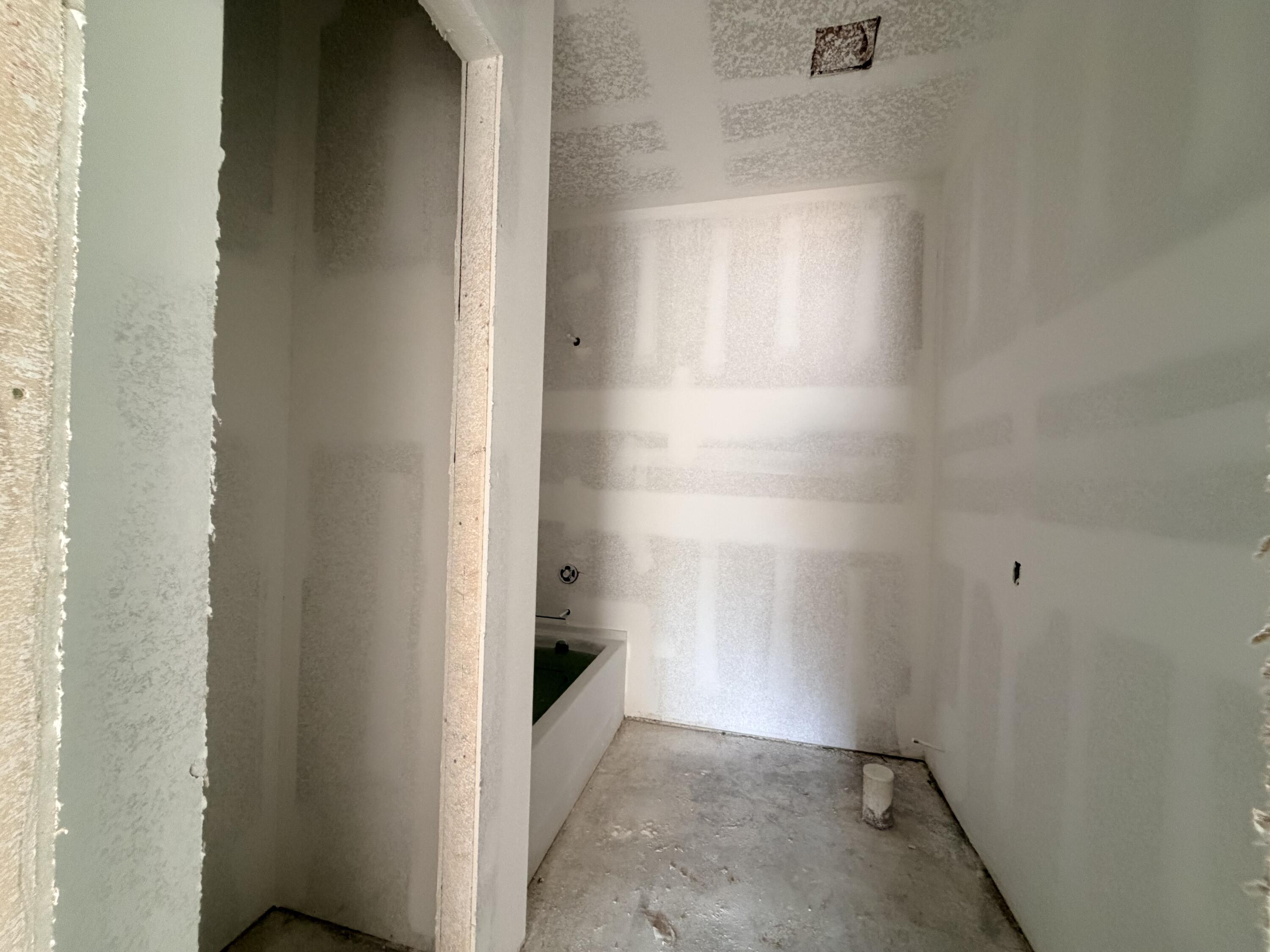 LONGWOOD - Residential