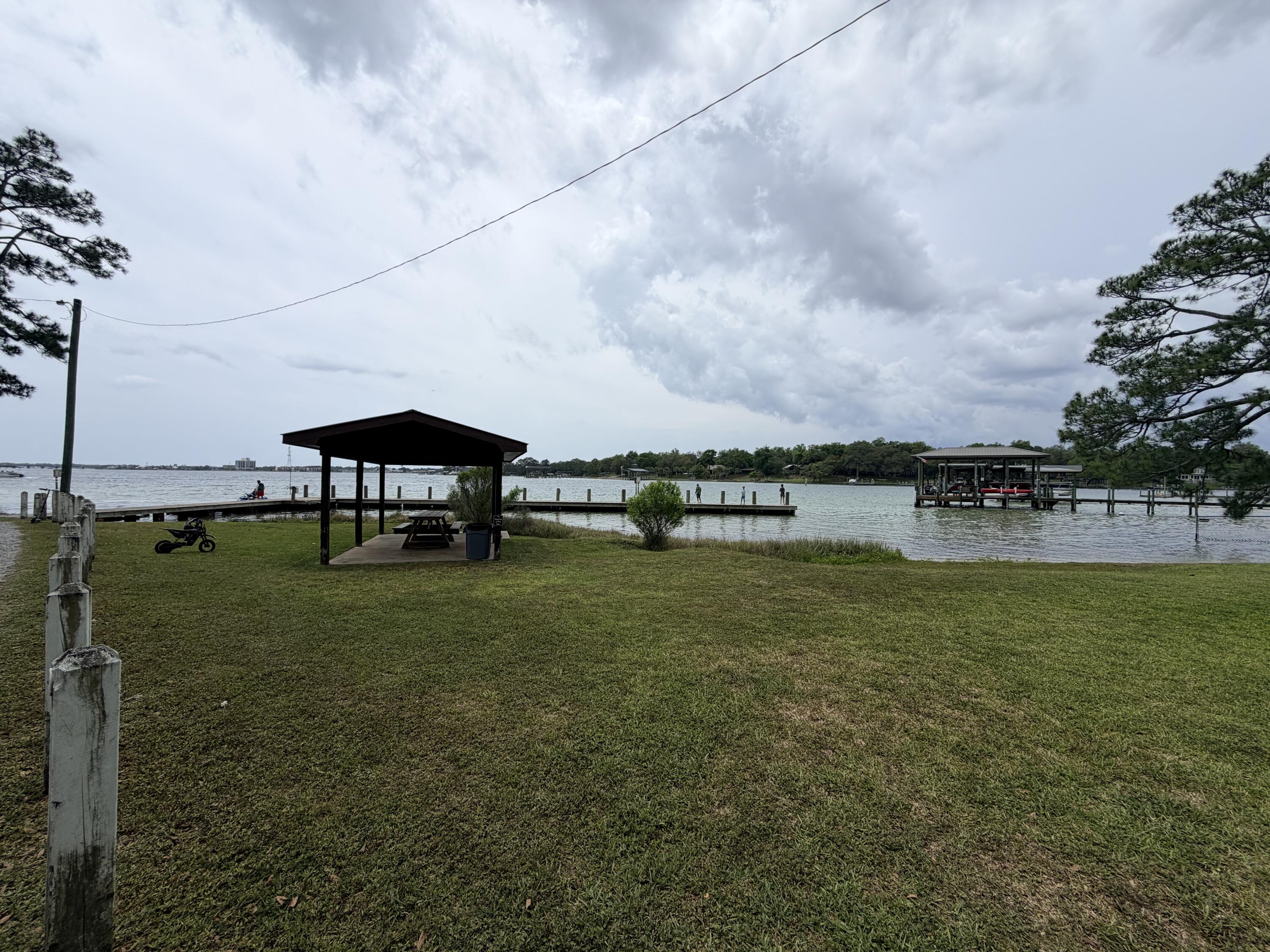 LONGWOOD - Residential