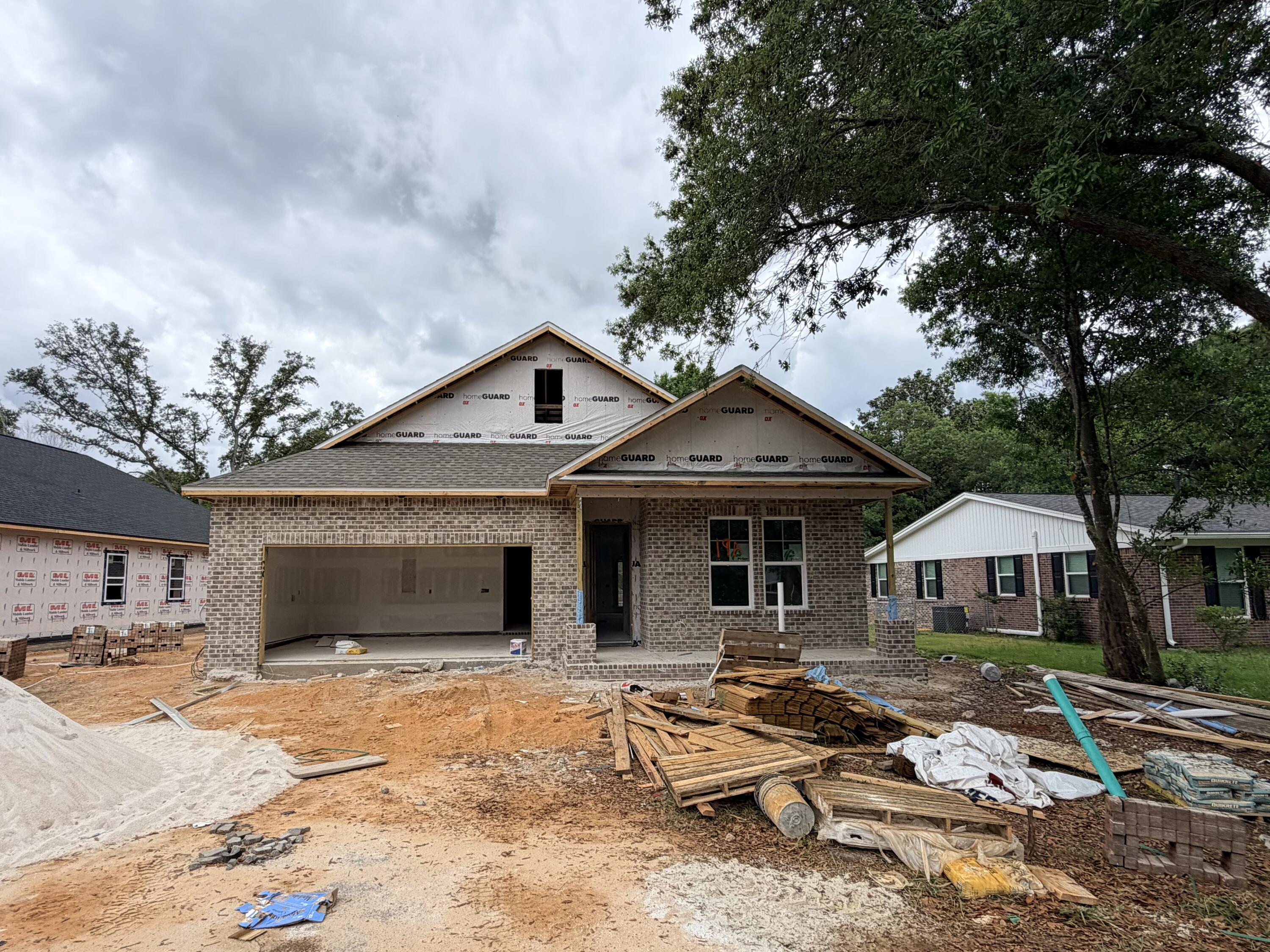 LONGWOOD - Residential