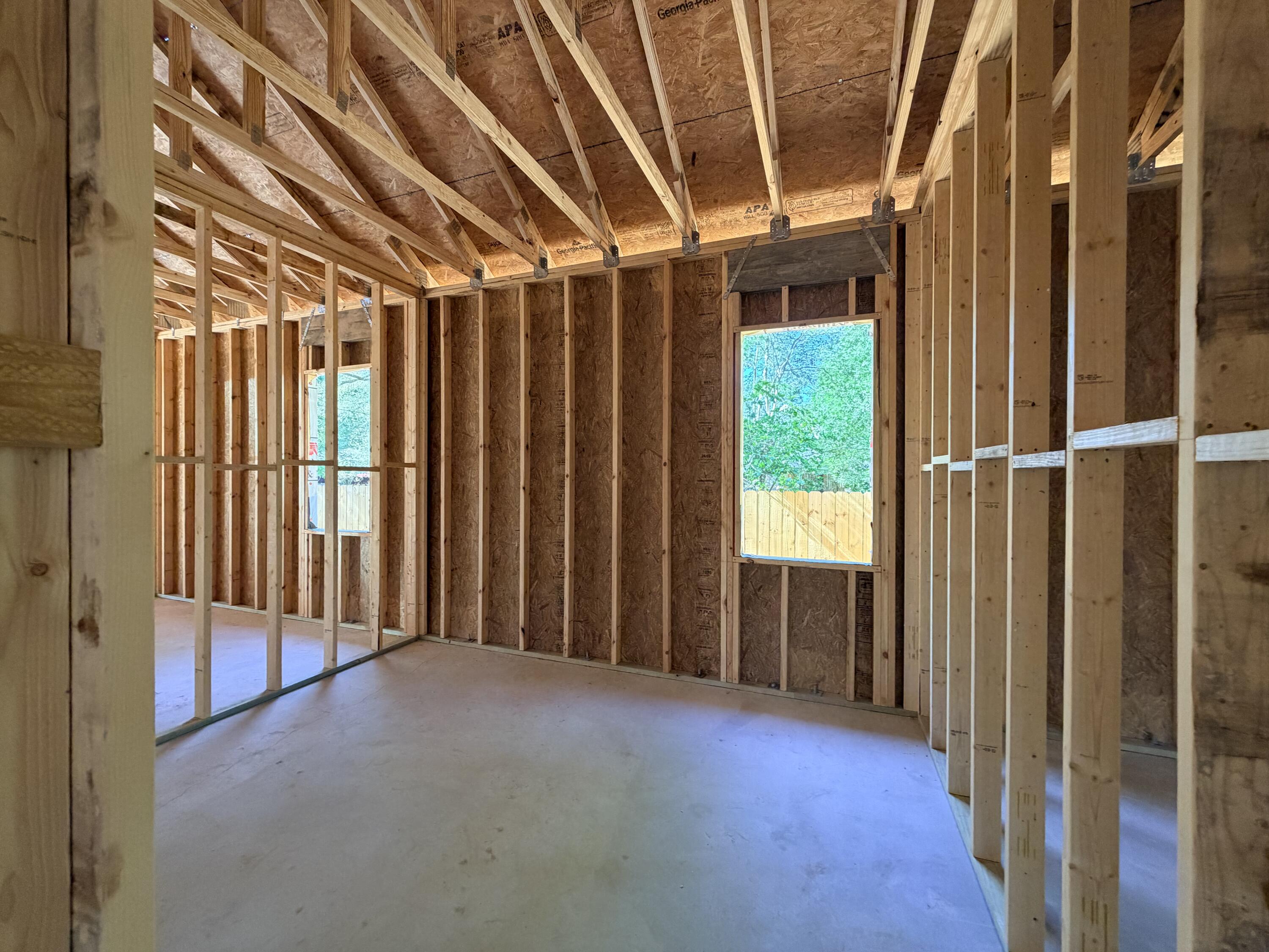 LONGWOOD - Residential