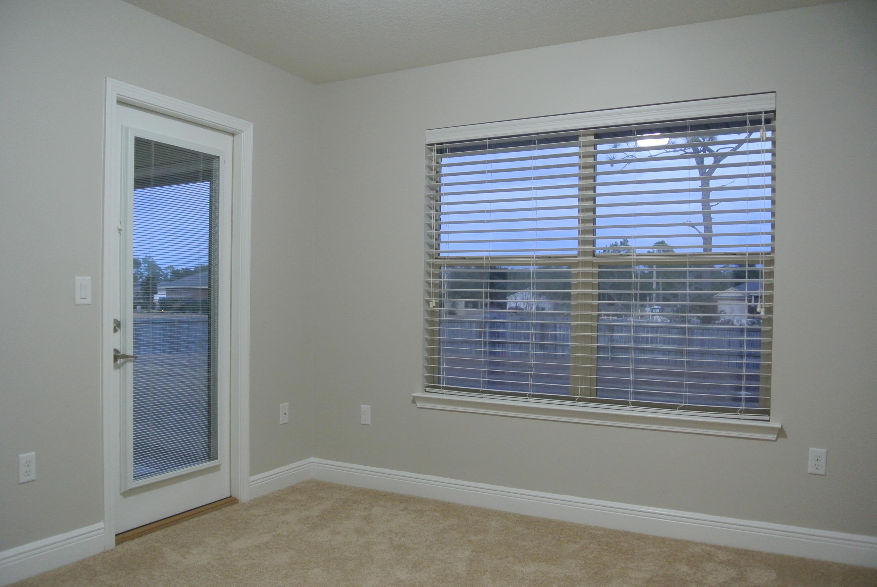 HOLLEY BY THE SEA - Residential