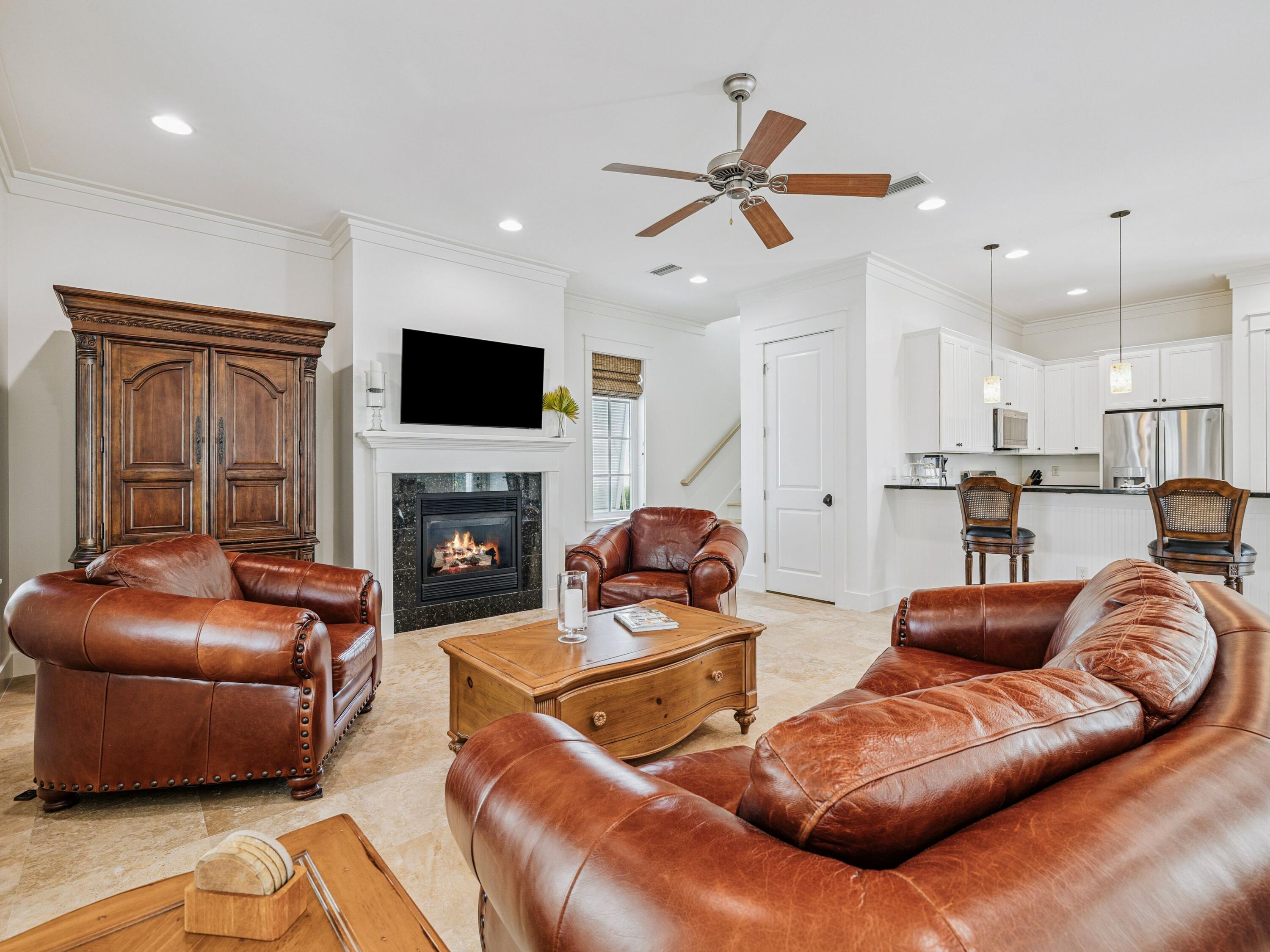 CARSON OAKS - Residential