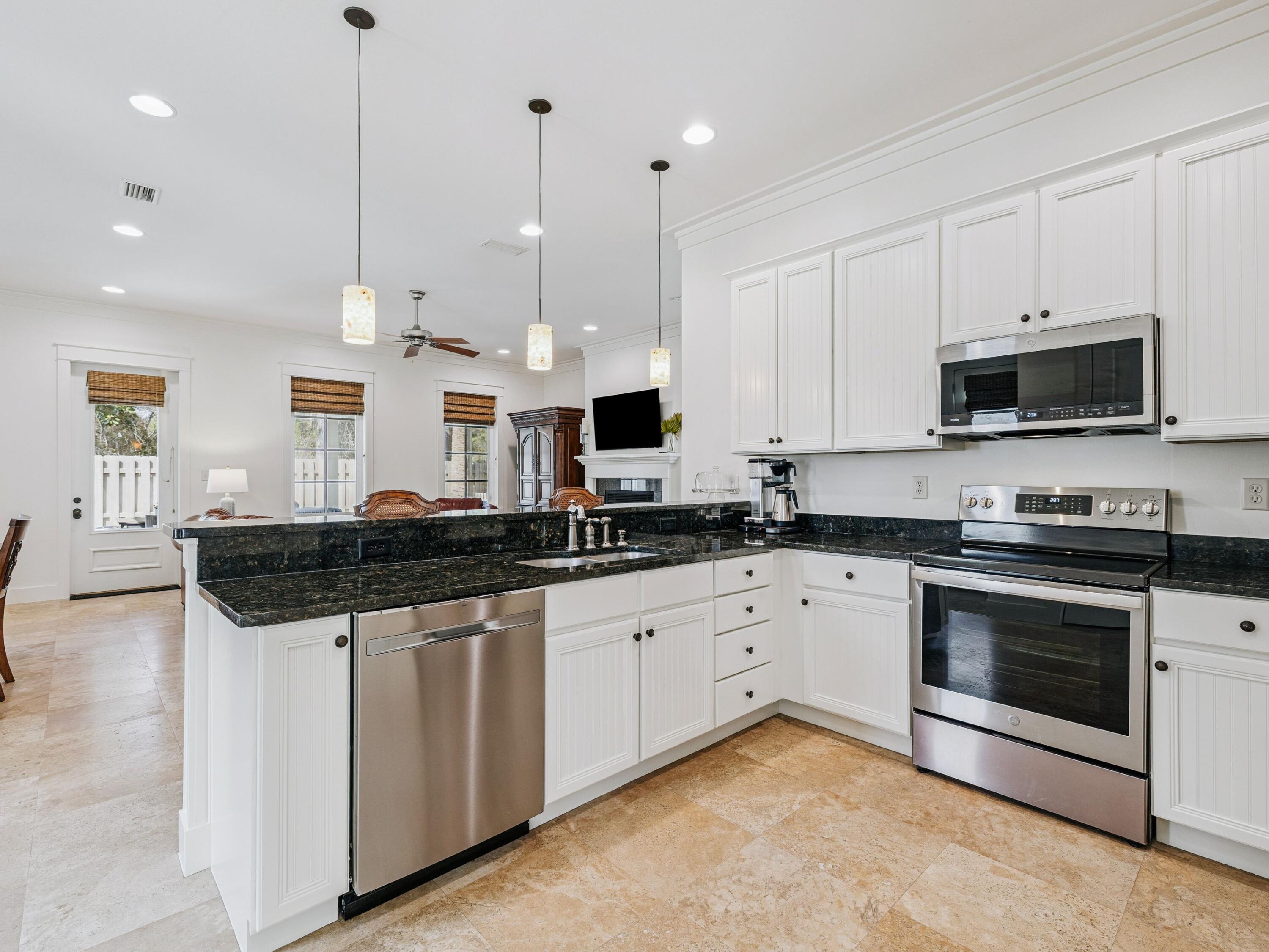 CARSON OAKS - Residential