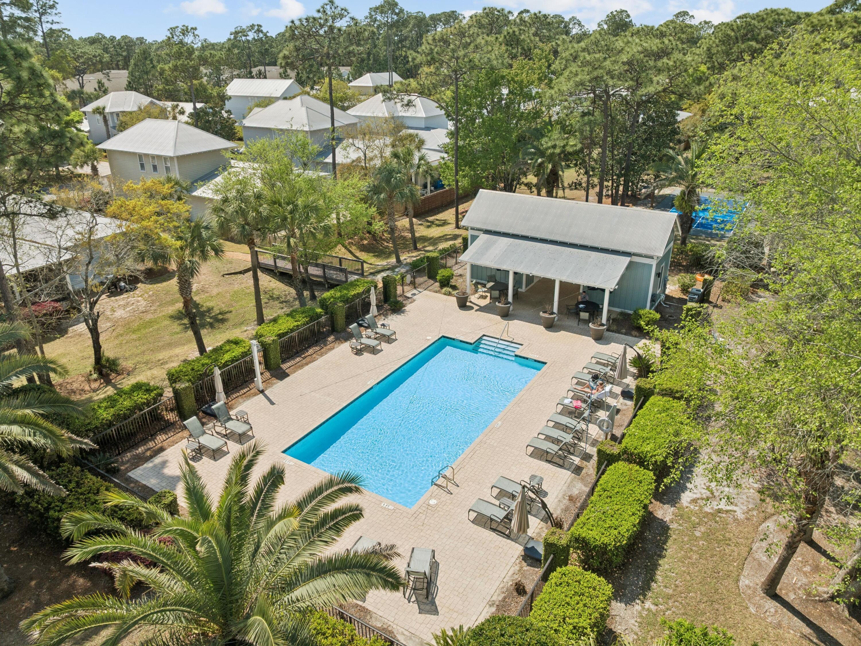 CARSON OAKS - Residential