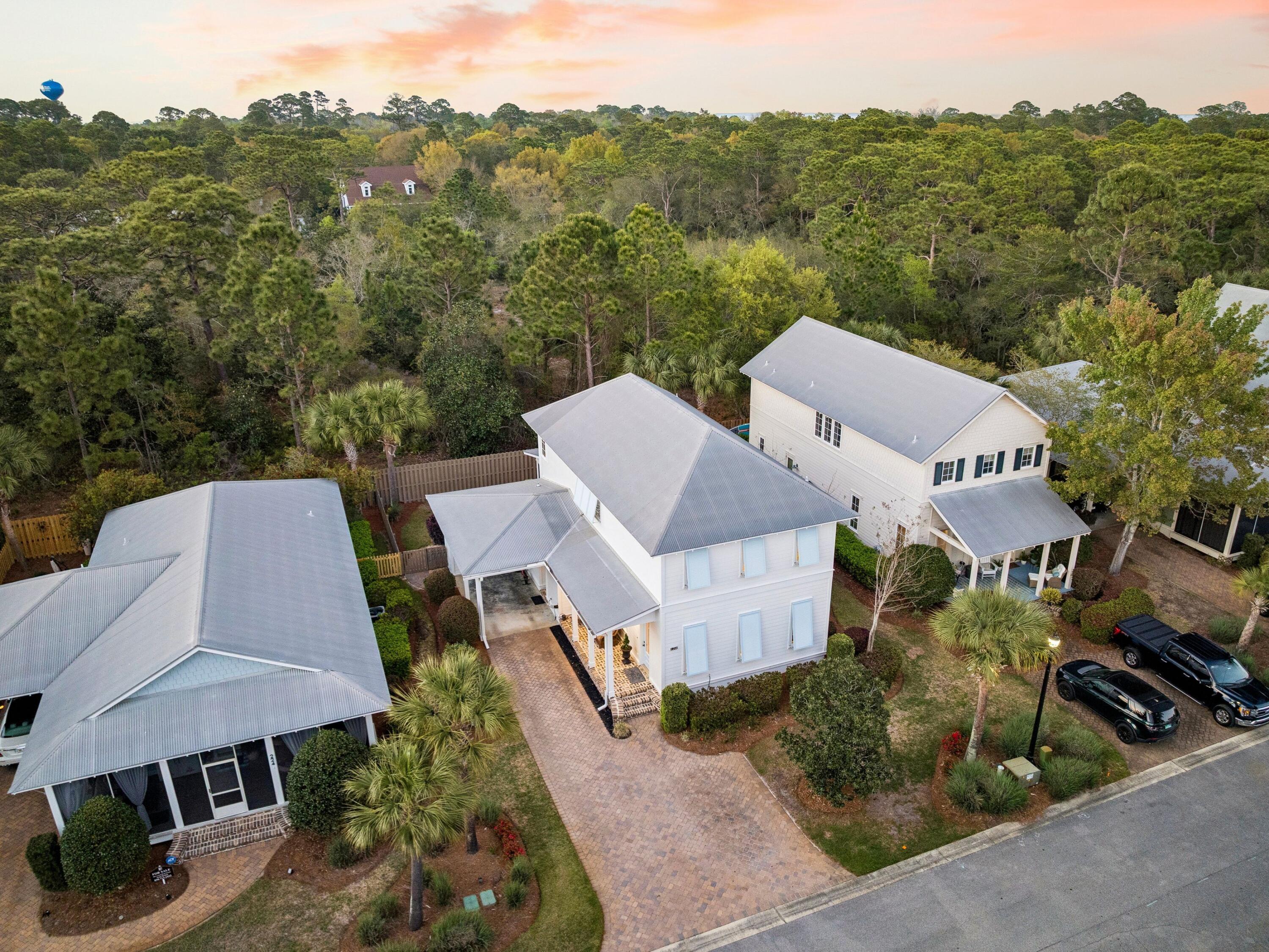 CARSON OAKS - Residential