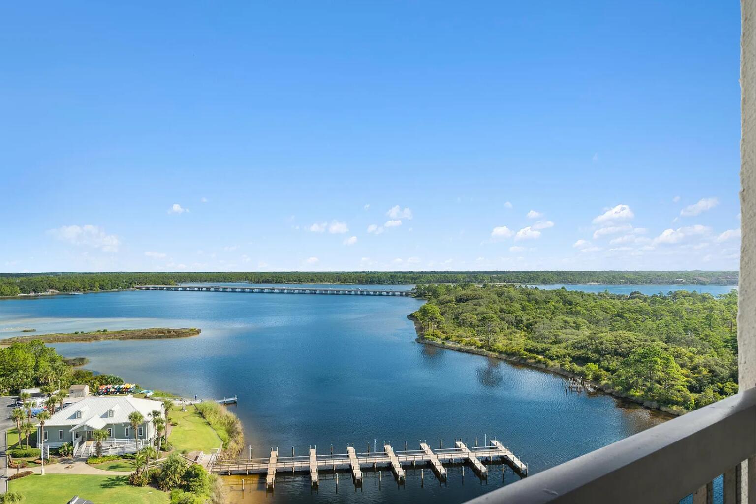 PINNACLE PORT - Residential