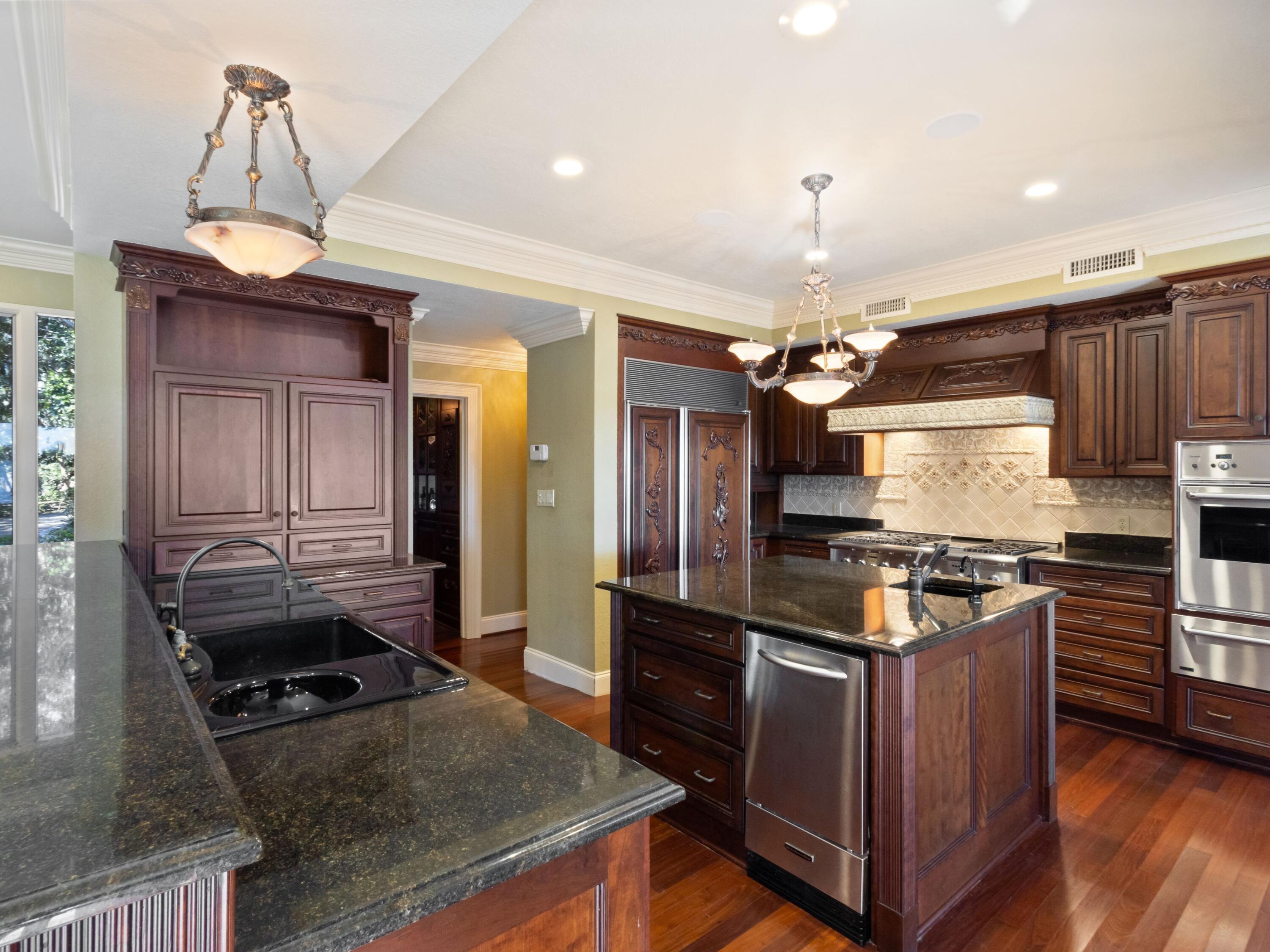 GULFVIEW S/D TO MARY ESTHER - Residential