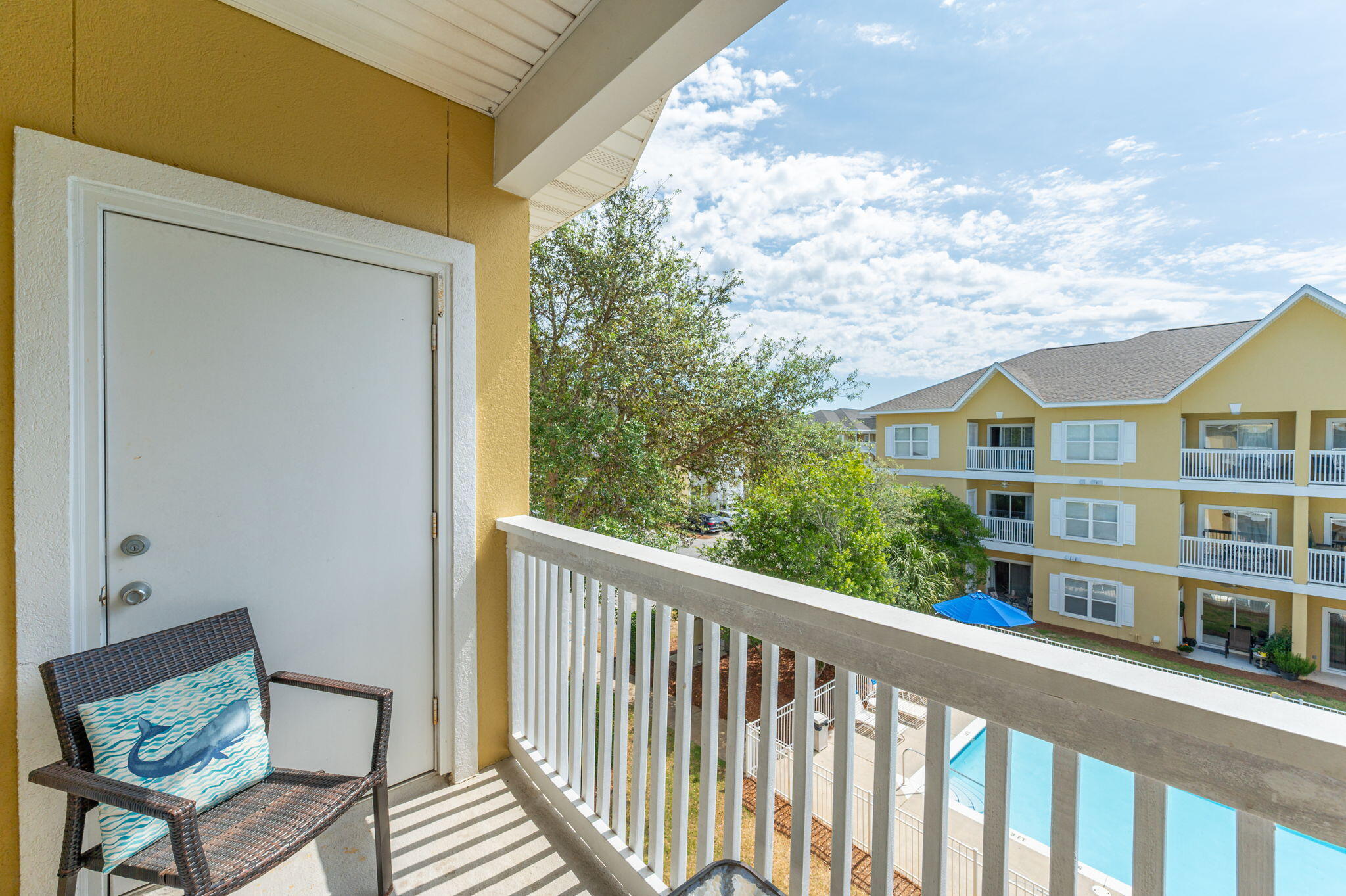 HERONS WATCH CONDO PH 2 - Residential