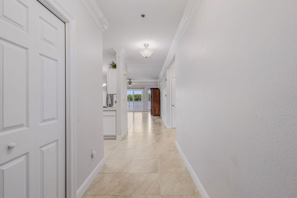 LAGUNA LANDING - Residential