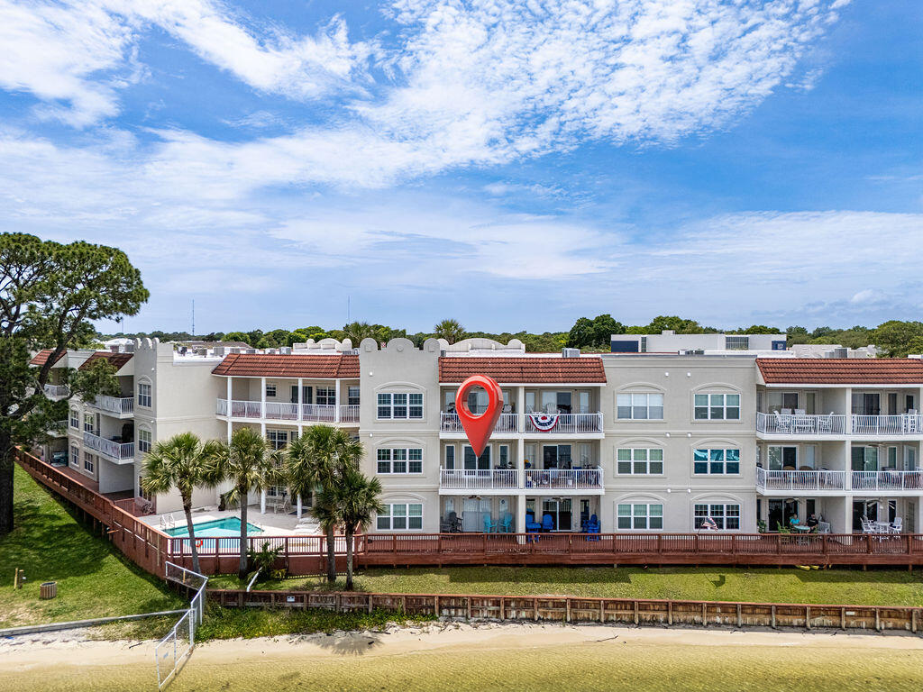 LAGUNA LANDING - Residential