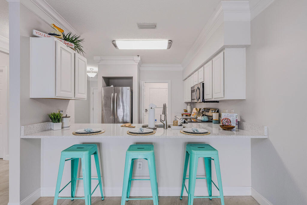 LAGUNA LANDING - Residential