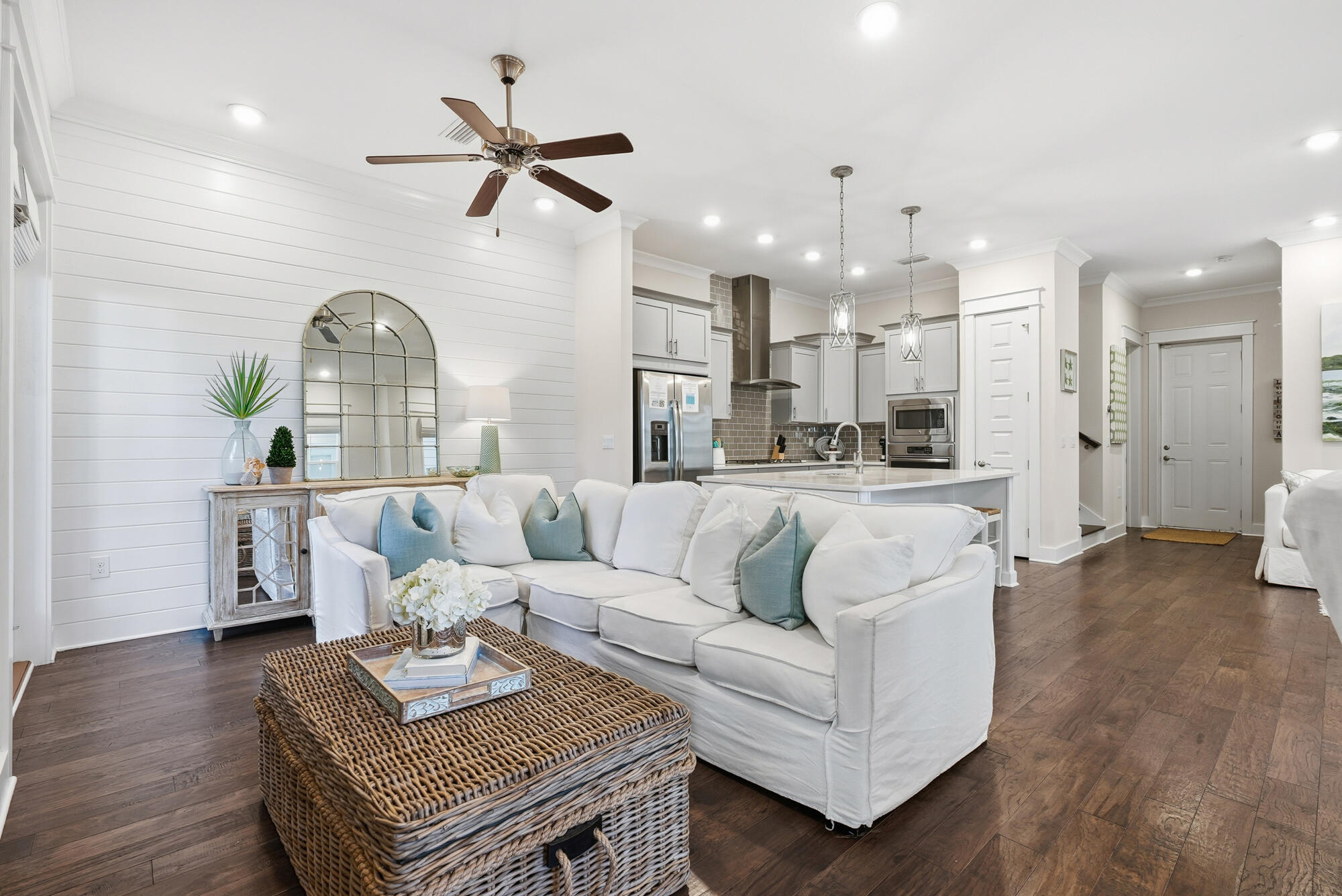 PROMINENCE NORTH - Residential