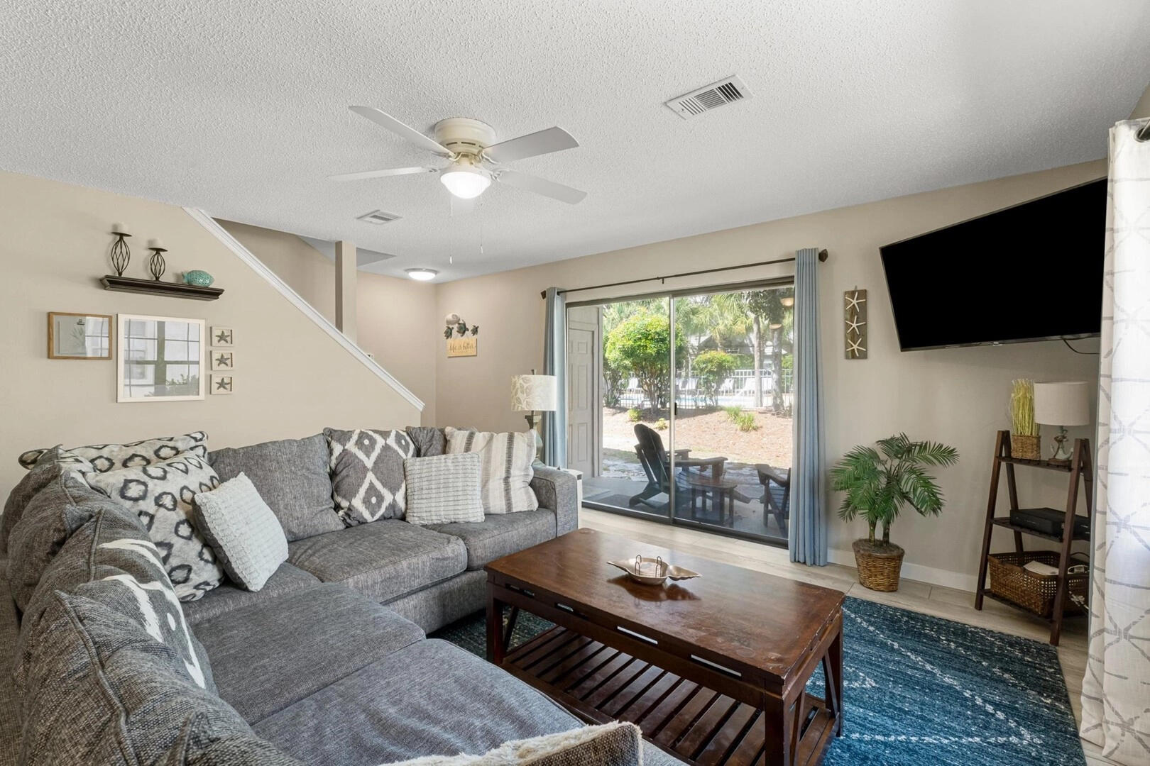 CASSINE GARDENS T/H PH 4 - Residential