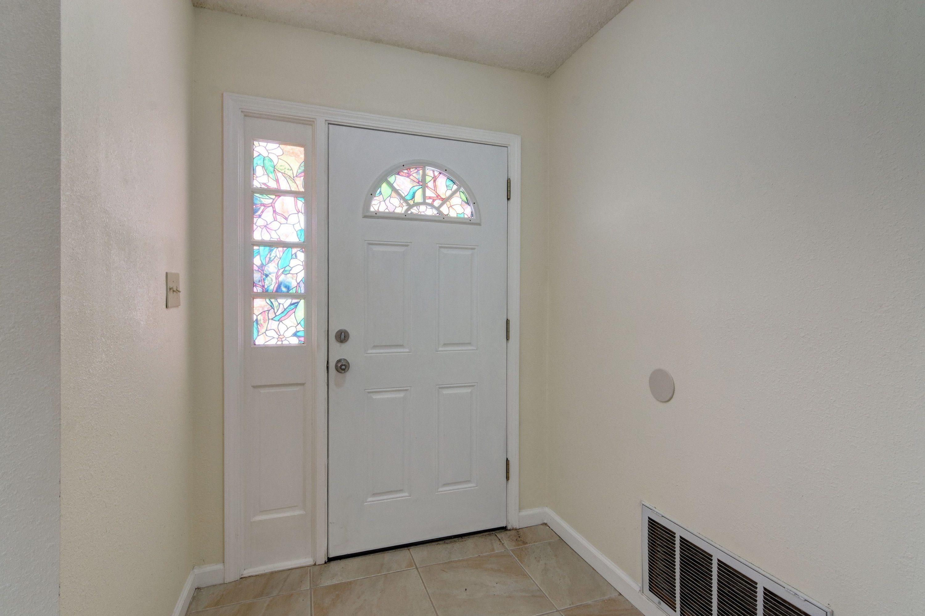 LAKE CHARLENE - Residential