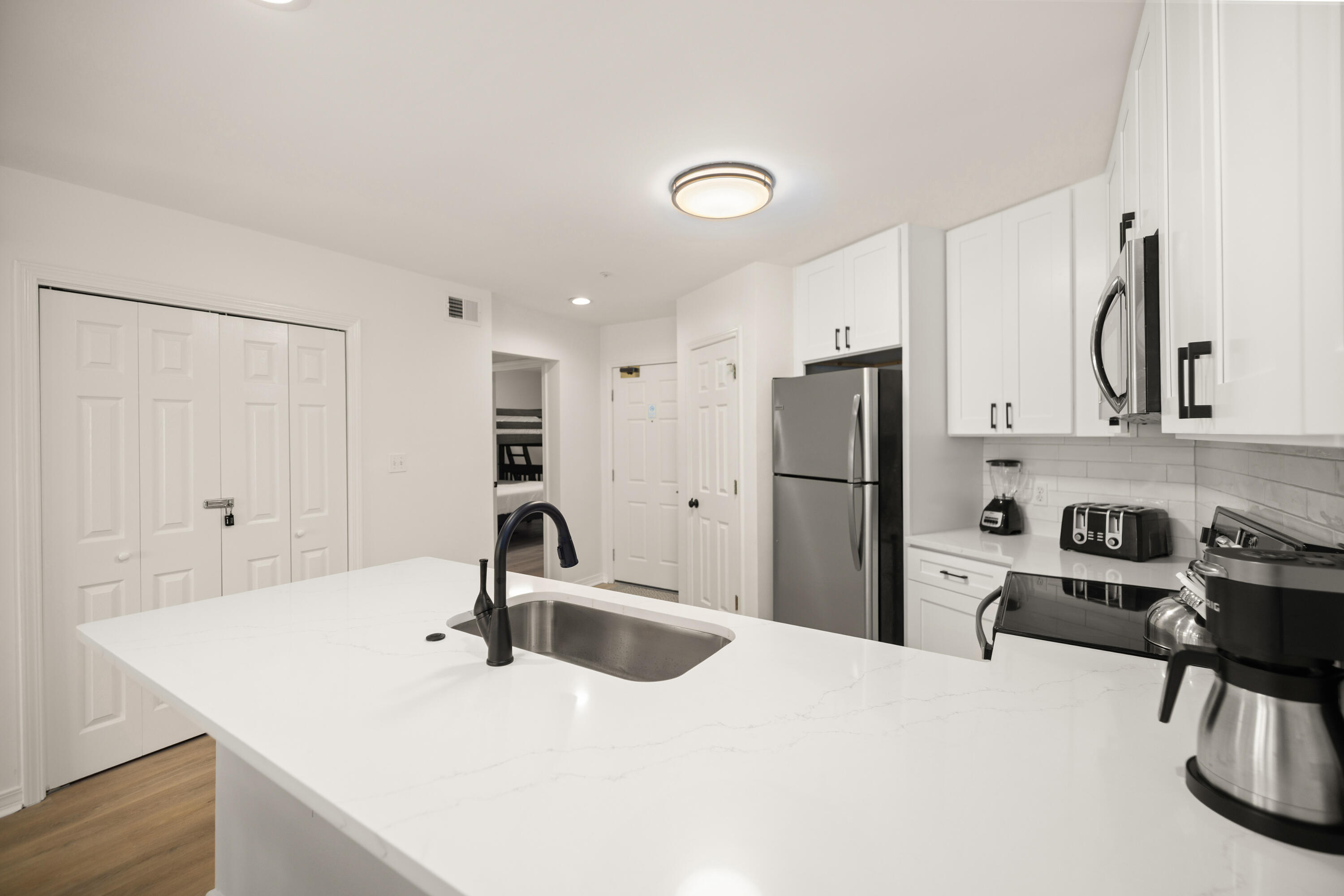 MARAVILLA CONDO 1 - Residential