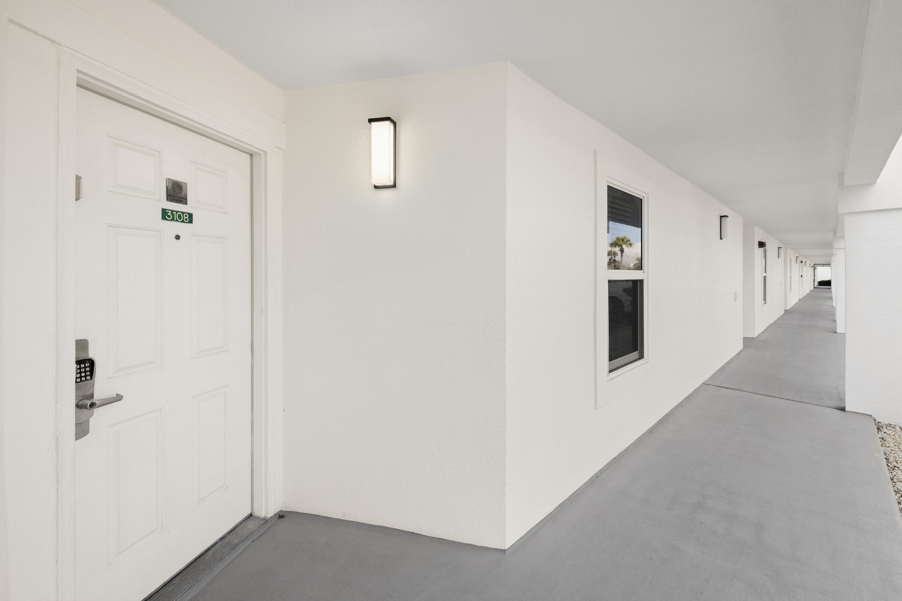 MARAVILLA CONDO 1 - Residential