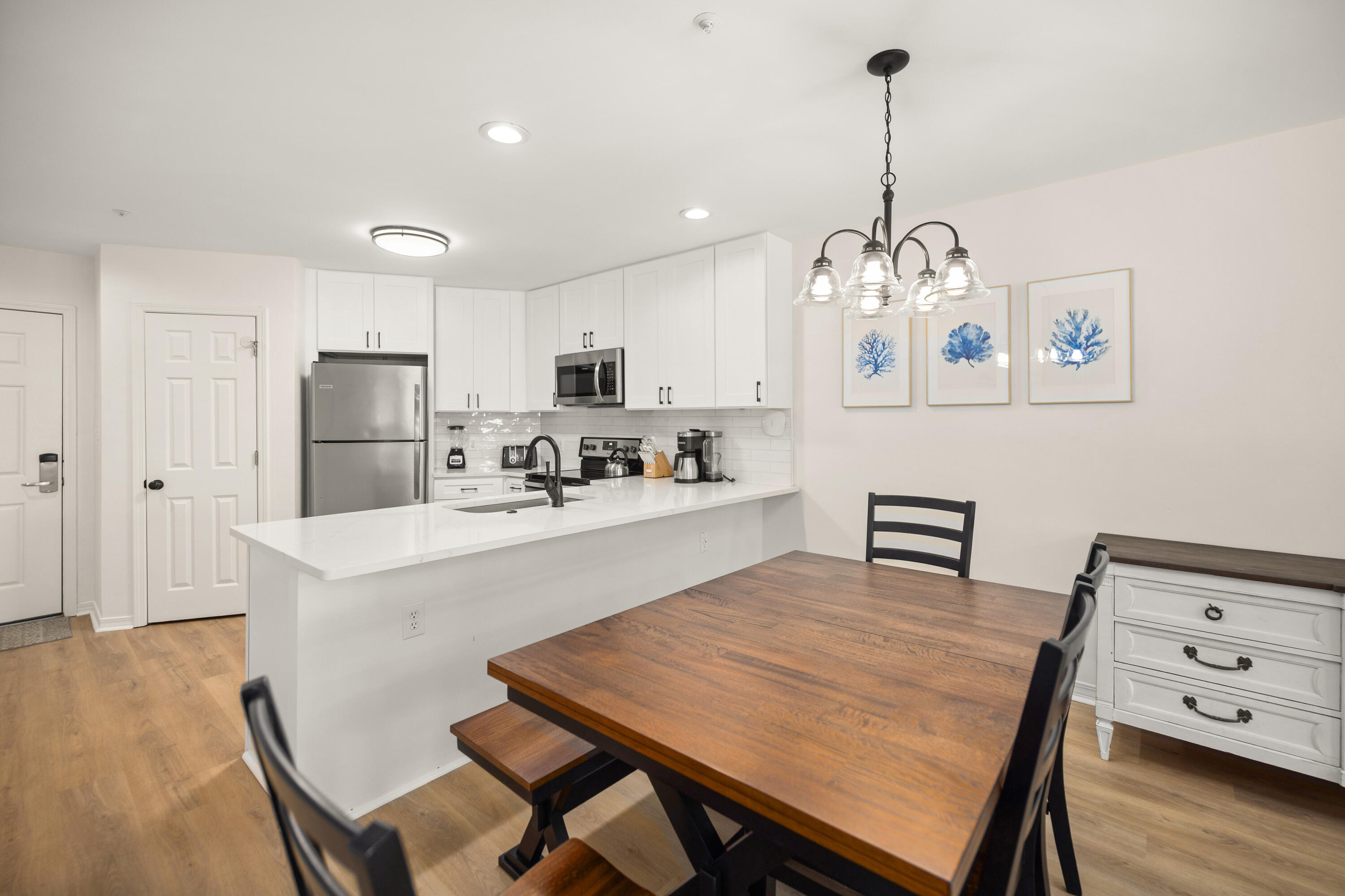 MARAVILLA CONDO 1 - Residential