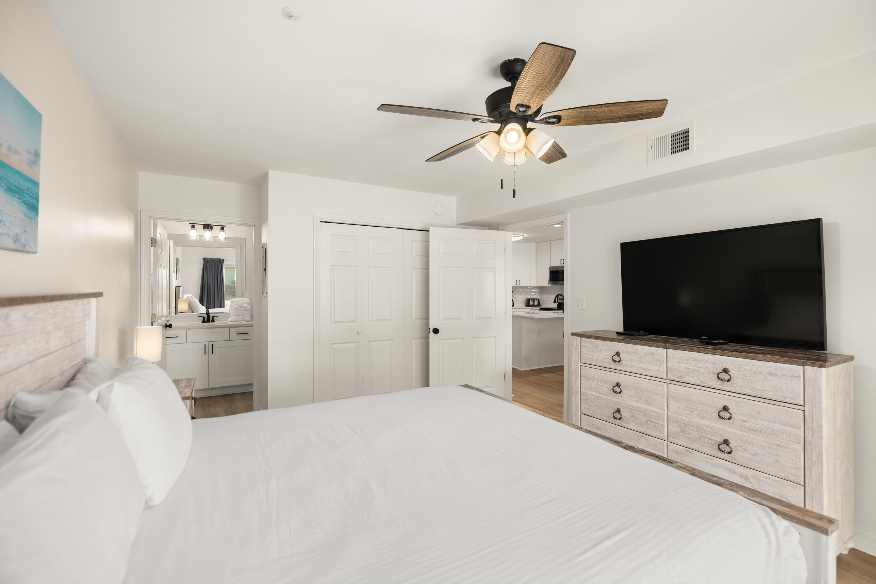 MARAVILLA CONDO 1 - Residential