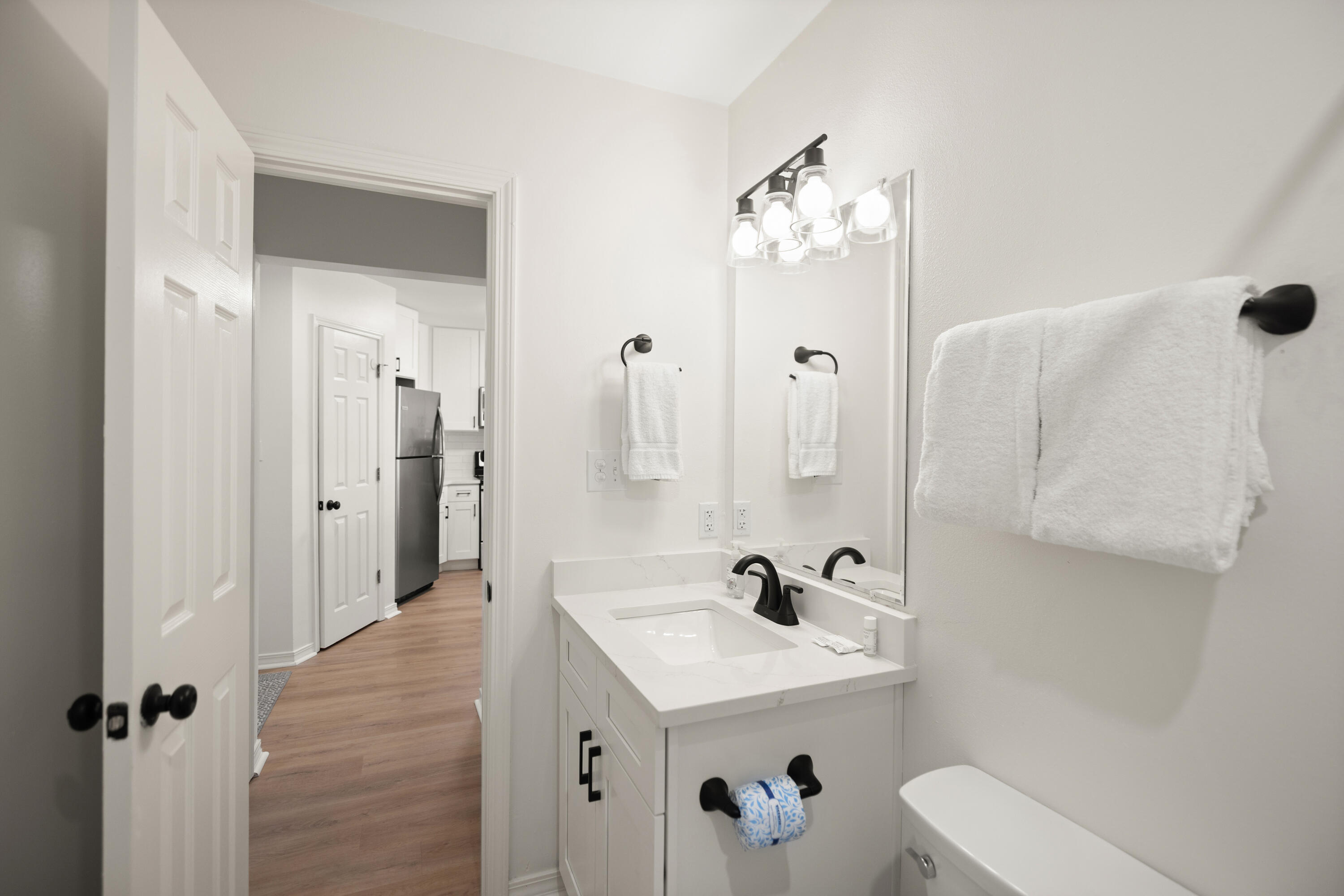 MARAVILLA CONDO 1 - Residential