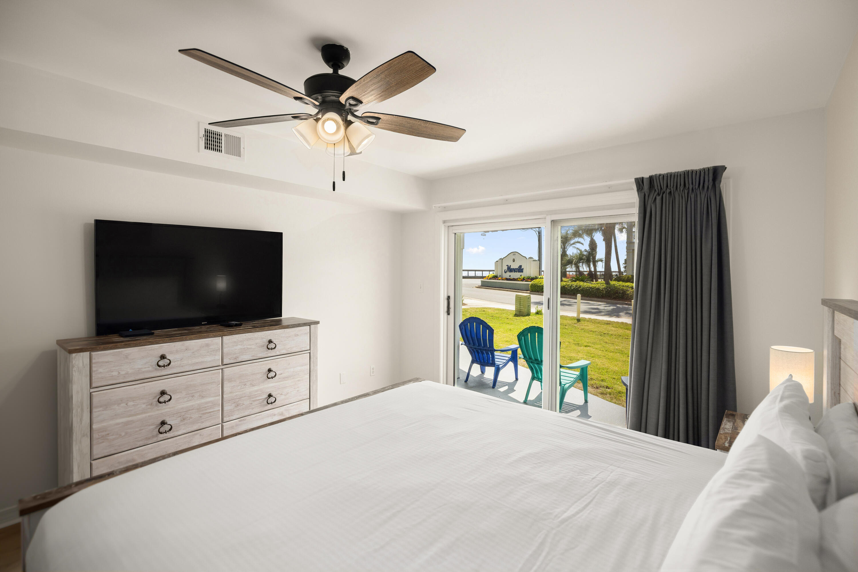 MARAVILLA CONDO 1 - Residential