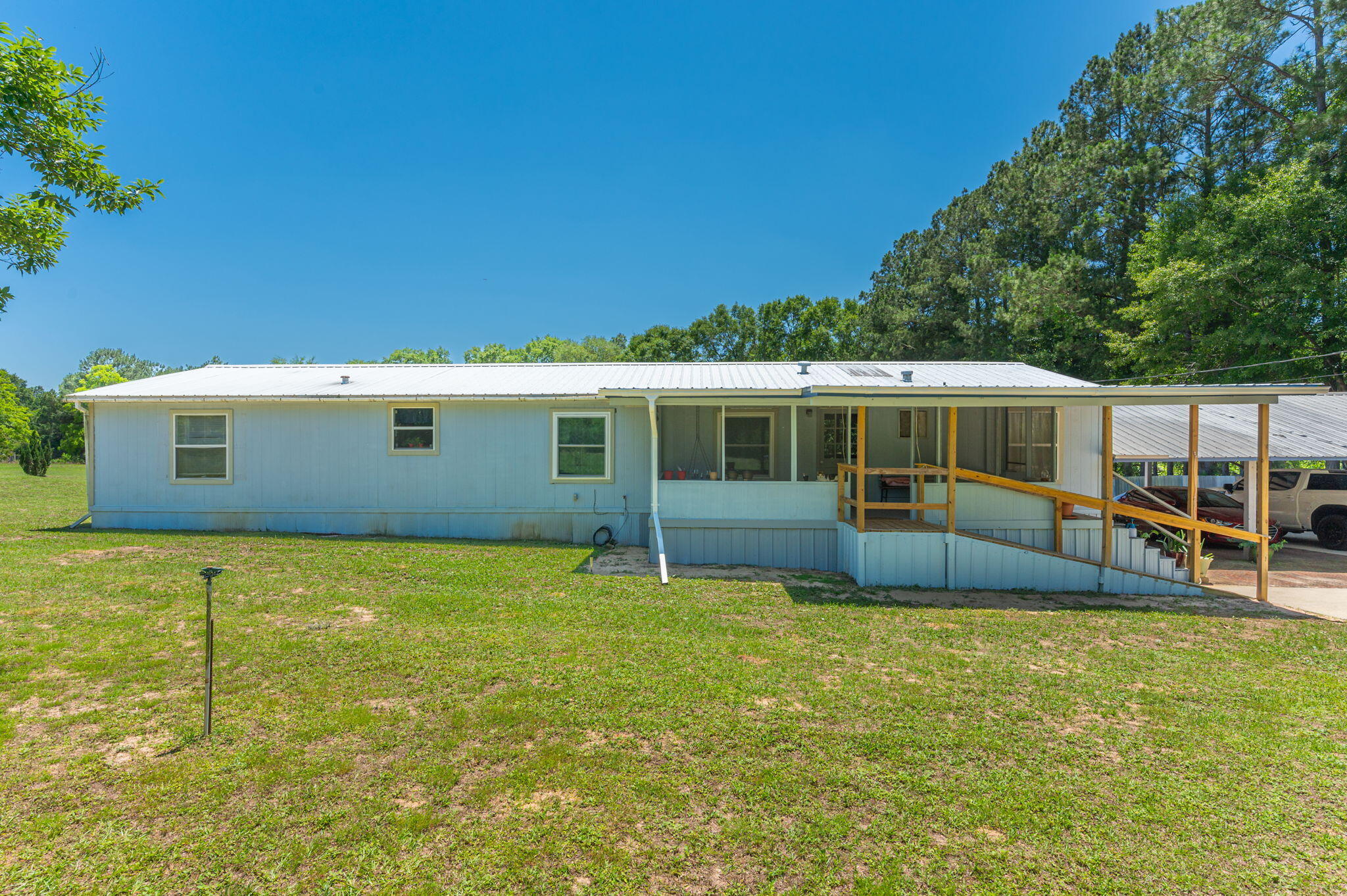 1462 Mccauley Road