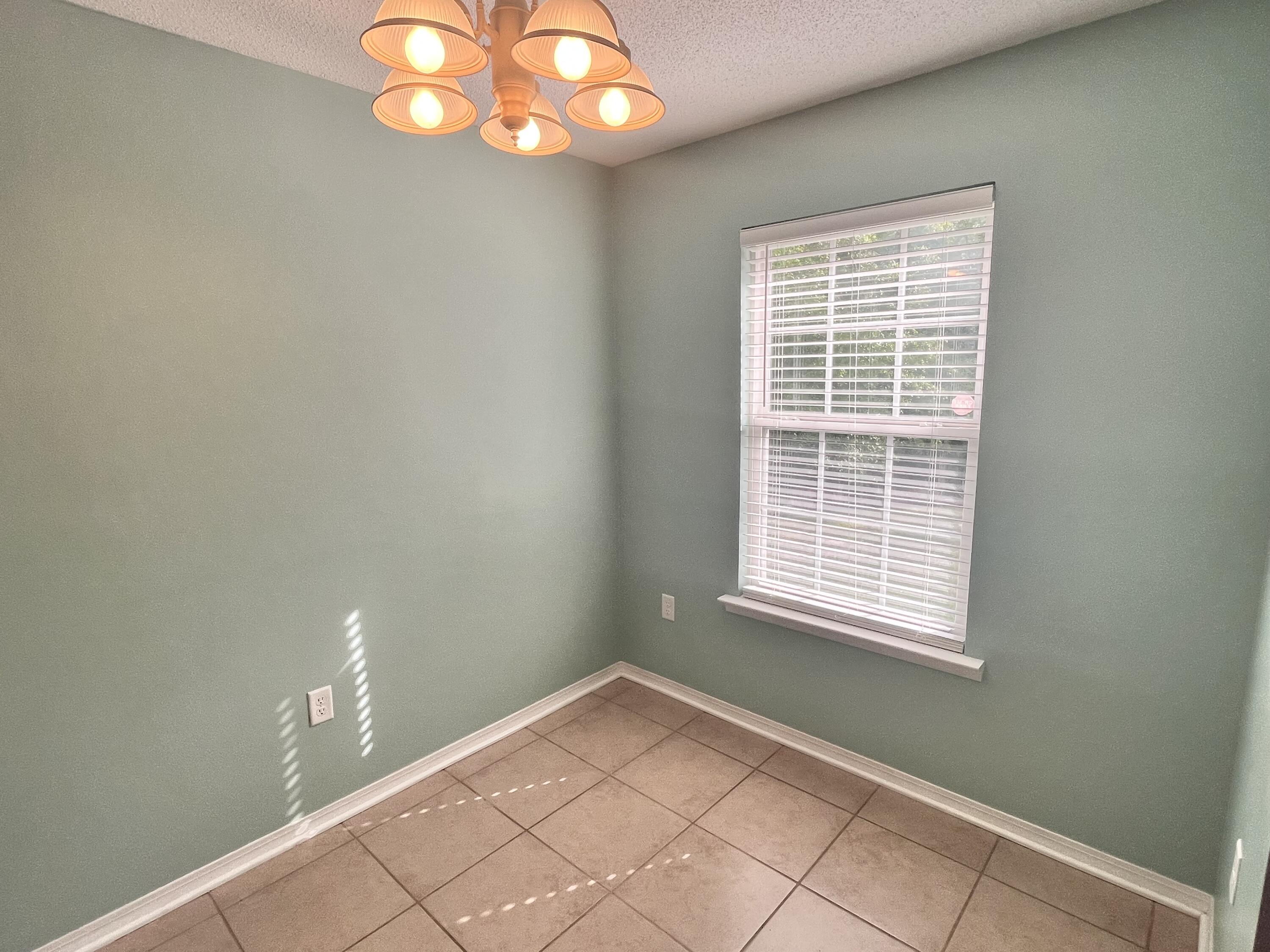 WINDING CREEK ESTATES PH V - Residential Lease