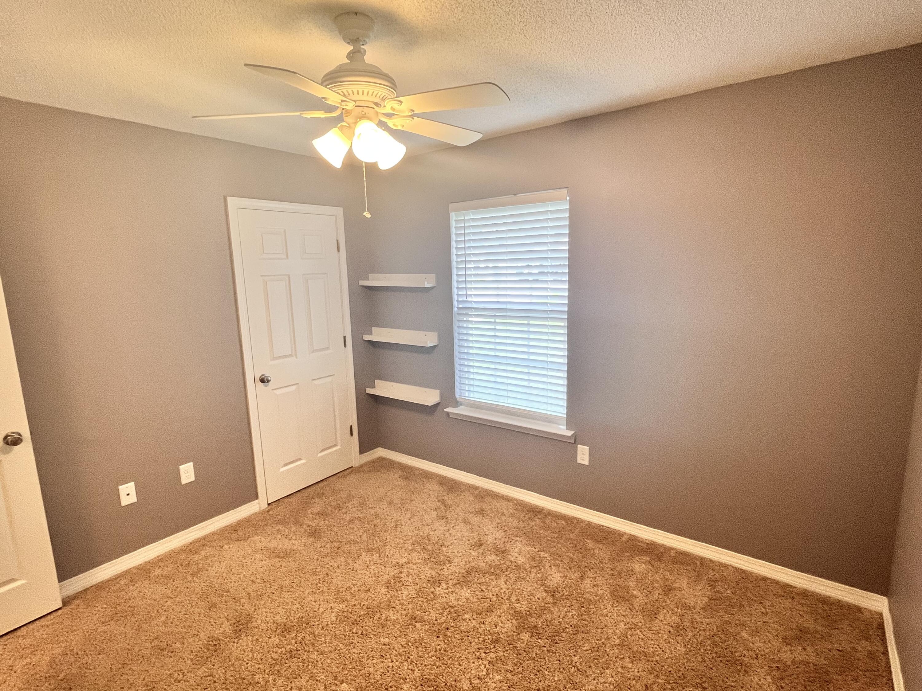 WINDING CREEK ESTATES PH V - Residential Lease