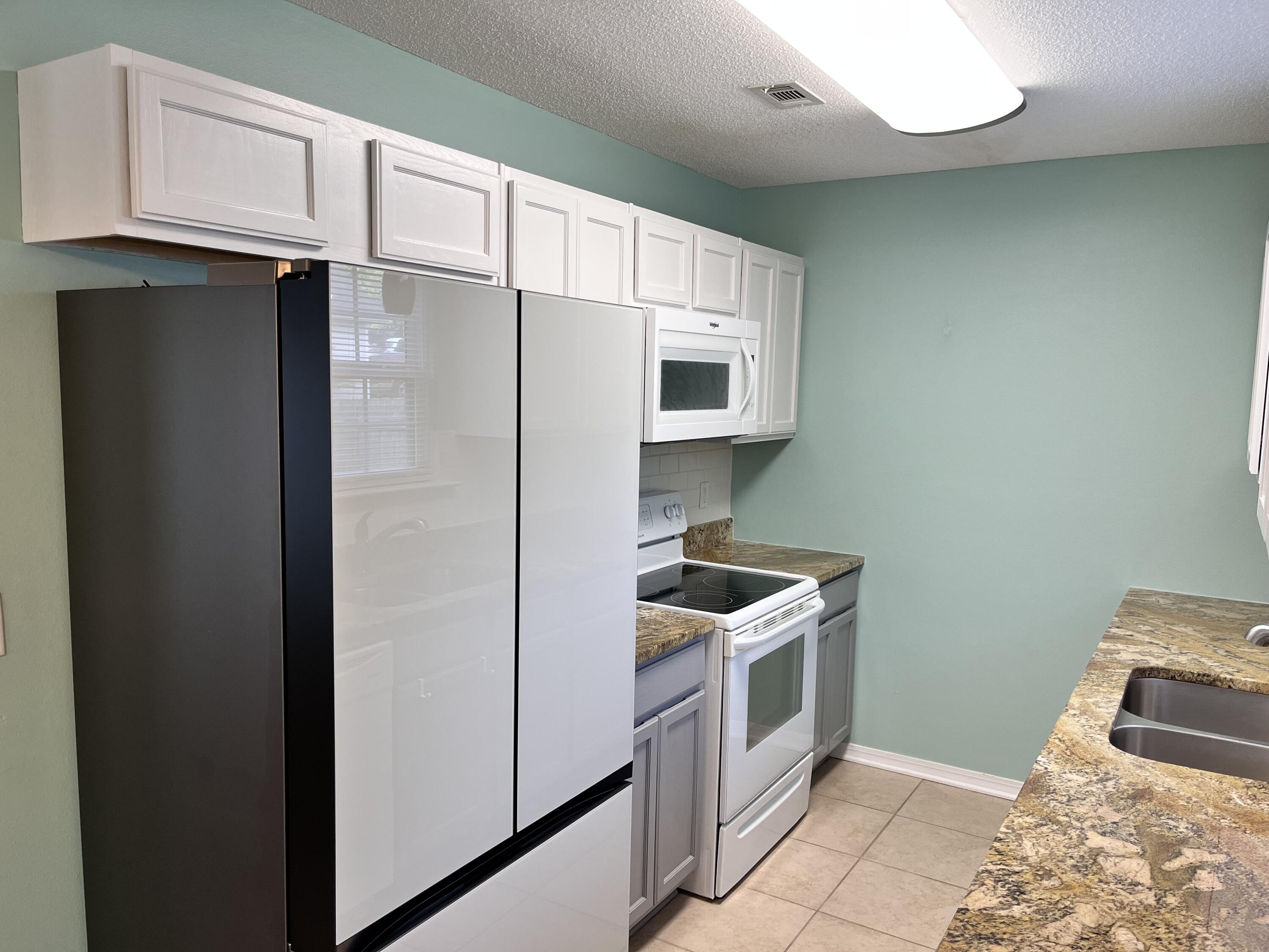 WINDING CREEK ESTATES PH V - Residential Lease