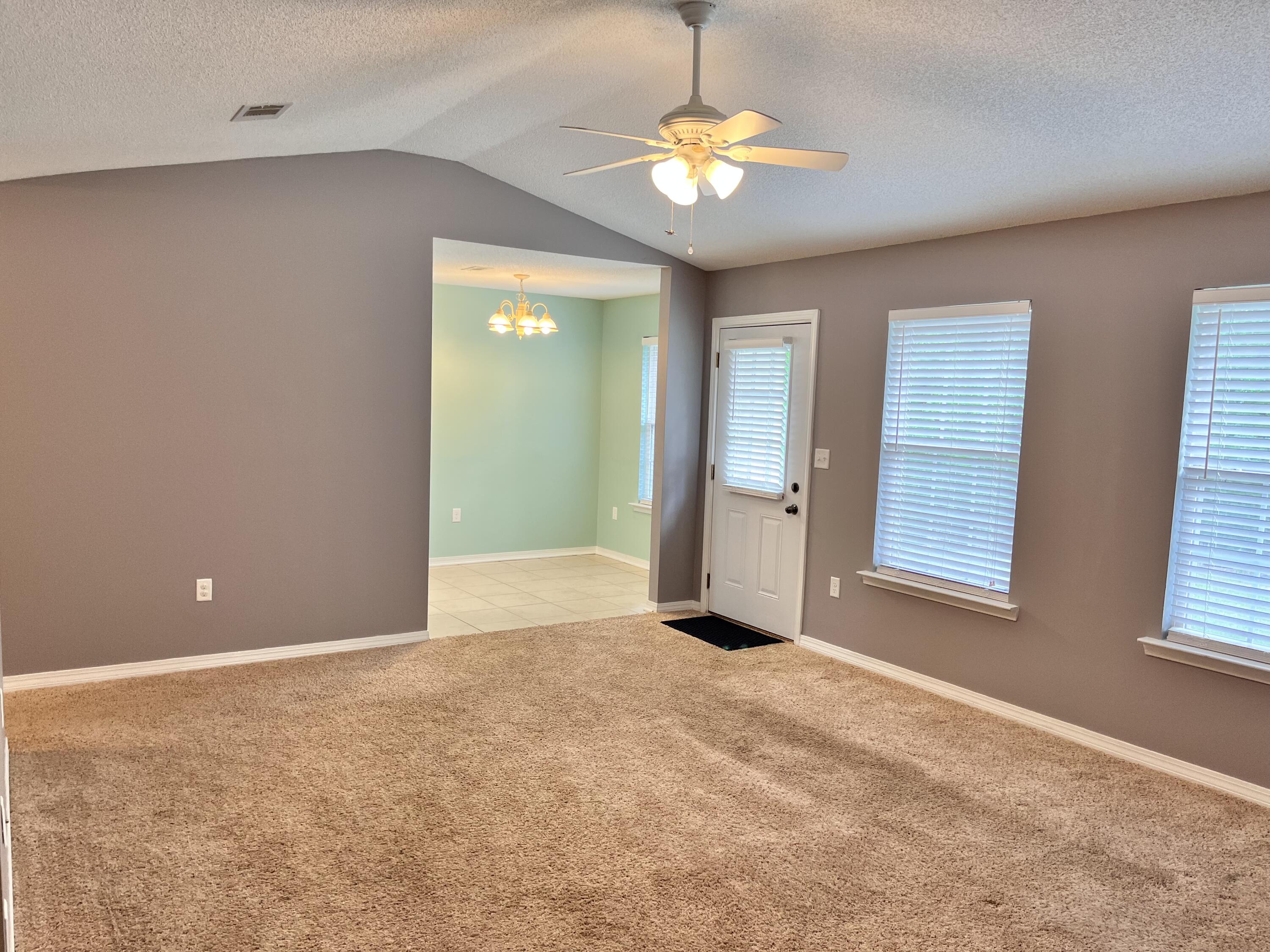 WINDING CREEK ESTATES PH V - Residential Lease