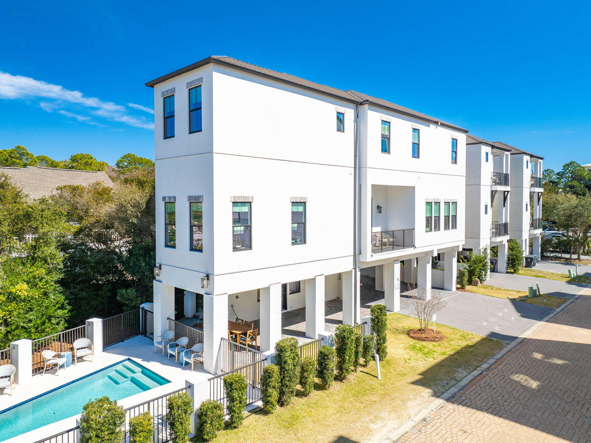 COTE D' AZUR - Residential